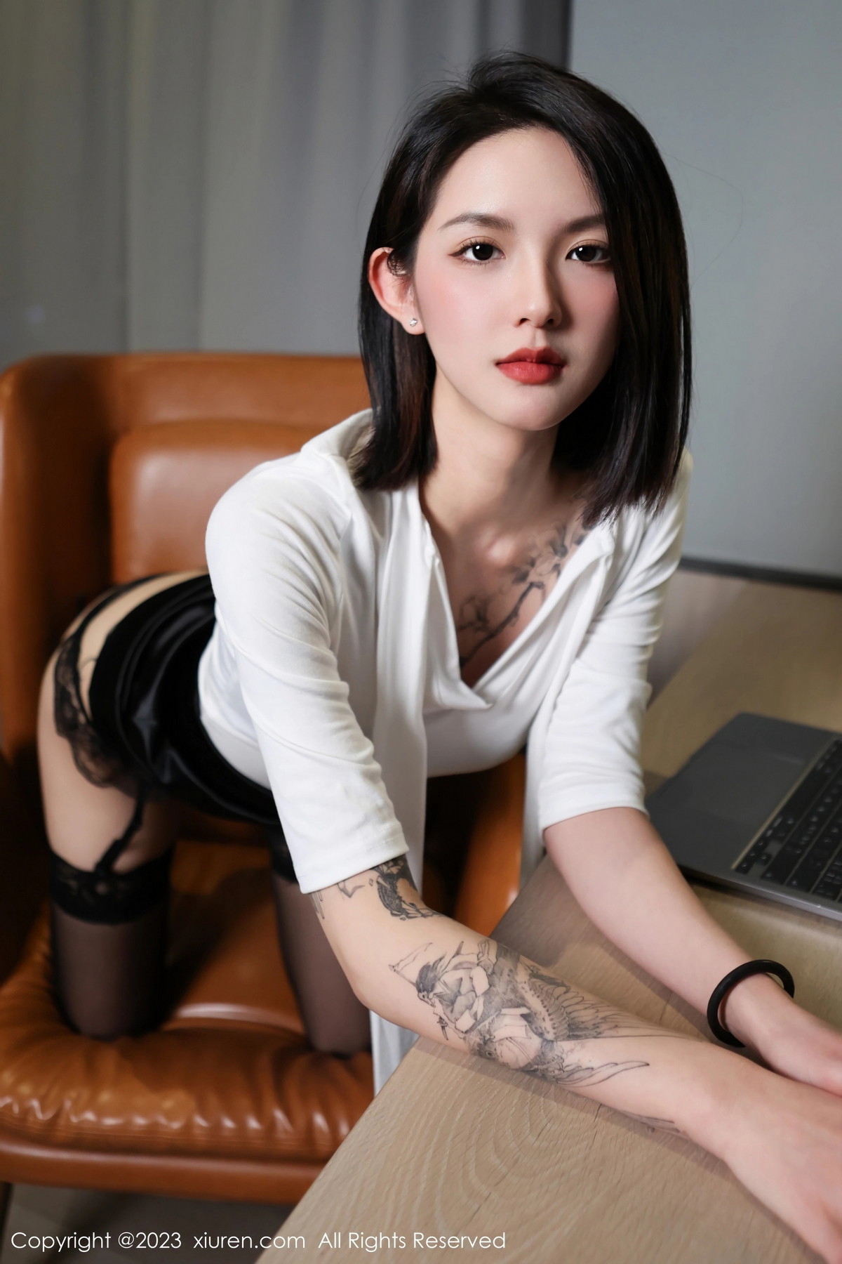 Xgyw.Net_XiuRen第6316期_模特乔一一性感白T配黑短裙露黑色蕾丝内衣秀完美身材诱惑写真79P
