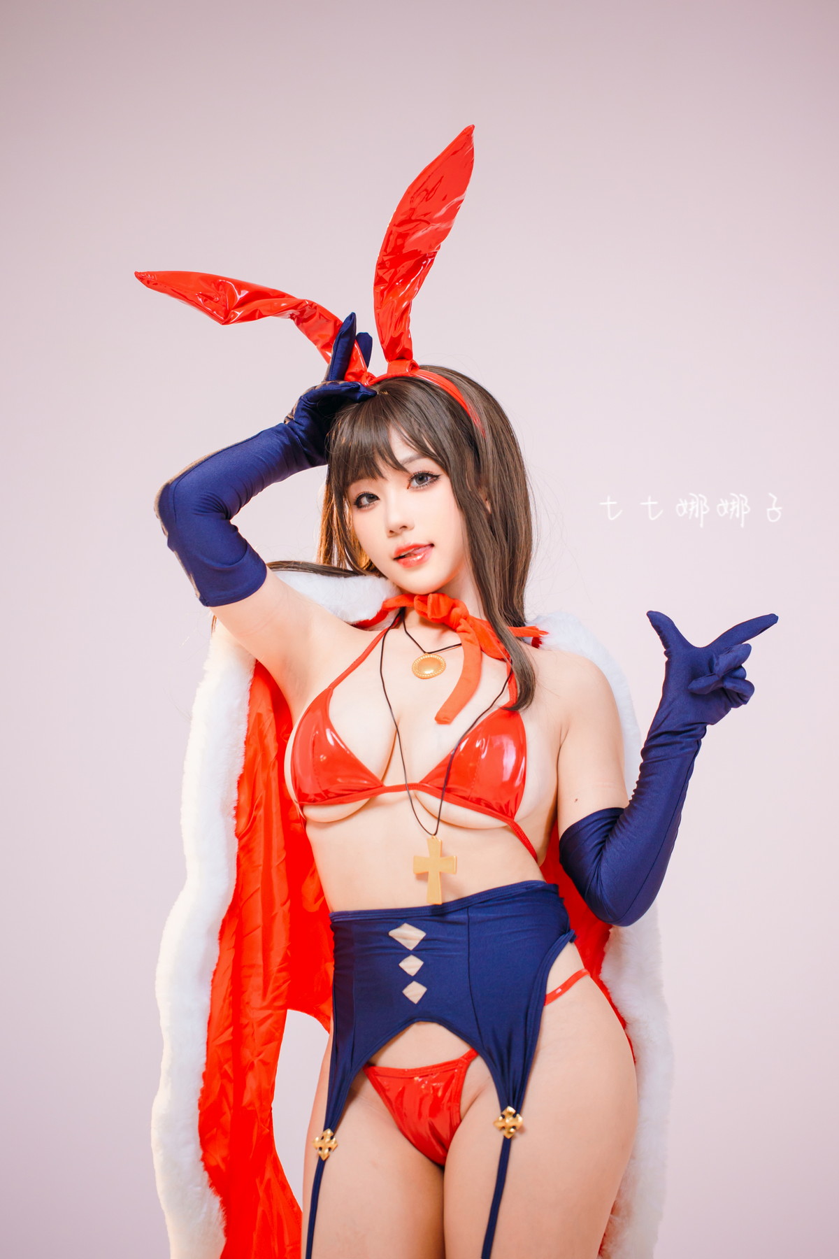 Xgyw.Net_Coser美女七七娜娜子圣诞魔太郎主题私房性感红色皮质内衣秀完美身材诱惑写真23P