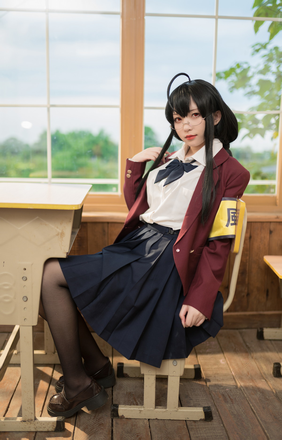 Xgyw.Net_网络美女花铃大凤jk放学后风纪委员主题半脱制服露性感内衣配超薄黑丝魅惑写真71P