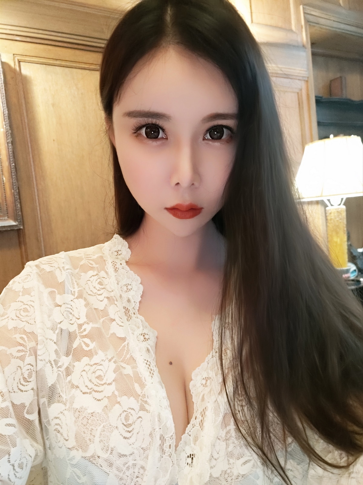 Xgyw.Net_动漫博主亚马逊鲶鱼独居太太主题性感蓝色蕾丝连体内衣秀豪乳翘臀诱惑写真95P