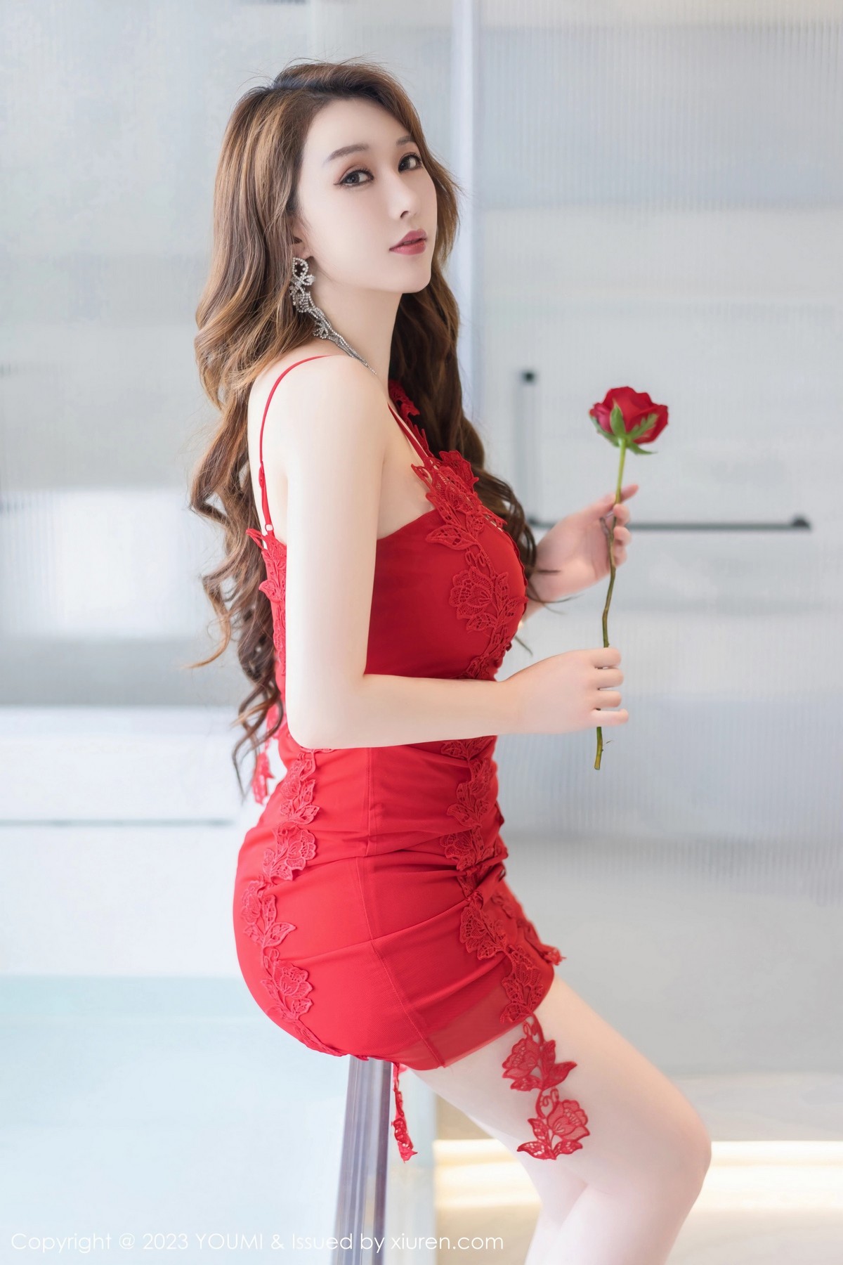 Xgyw.Net_[YouMi尤蜜荟]Vol.908_女神尤妮丝Egg私房性感红色情趣睡裙秀魔鬼般惹火身材诱惑写真51P