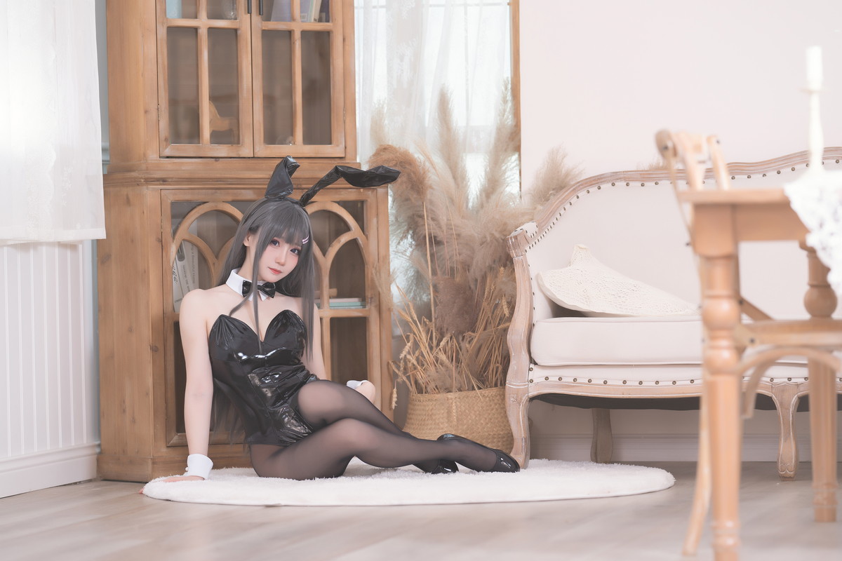 Xgyw.Net_网络美女焖焖碳樱岛麻衣兔女郎主题性感黑色皮质连体衣配超薄黑丝极致魅惑写真30P