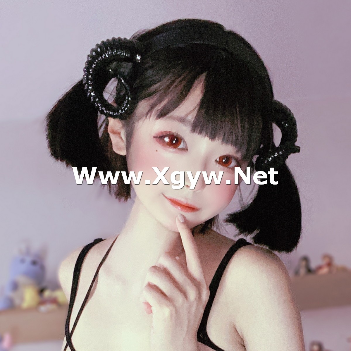 Xgyw.Net_网络美女佳佳好难啊魅魔主题私房性感黑色情趣内衣服饰配黑色蕾丝袜诱惑写真34P