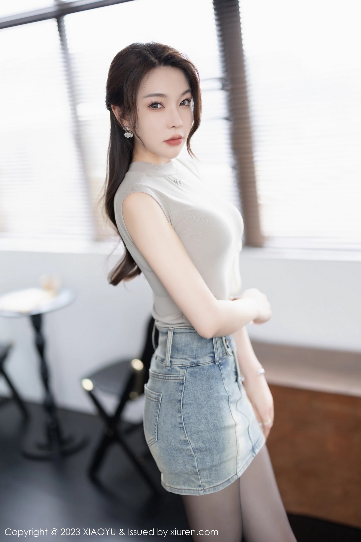 Xgyw.Net_[XiaoYu画语界]Vol.975_女神徐莉芝Booty私房半脱露性感白色内衣配超薄黑丝诱惑写真83P