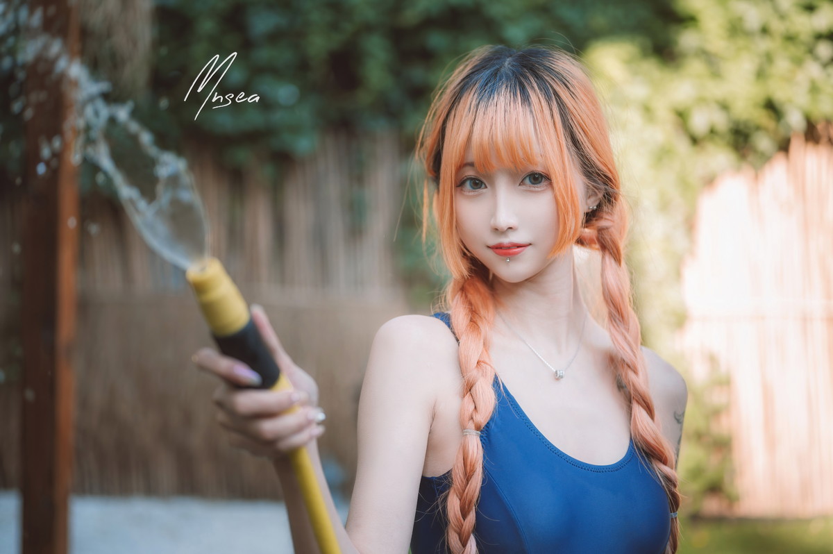 Xgyw.Net_网络美女妹抖青死库水主题户外脱性感学生制服露死库水湿身秀完美身材诱惑写真47P