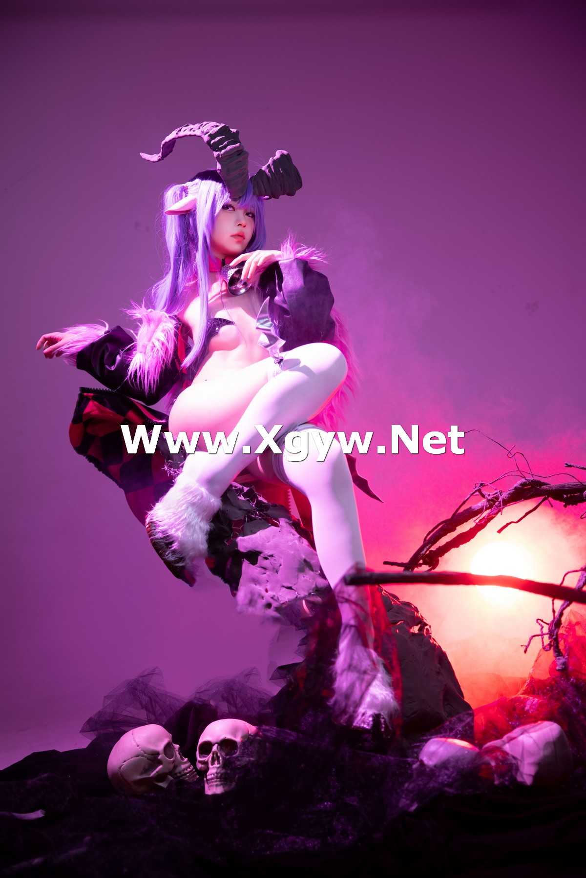 Xgyw.Net_动漫博主G44不会受伤咩咩子主题性感黑色皮质内衣配白丝袜秀完美身材诱惑写真24P
