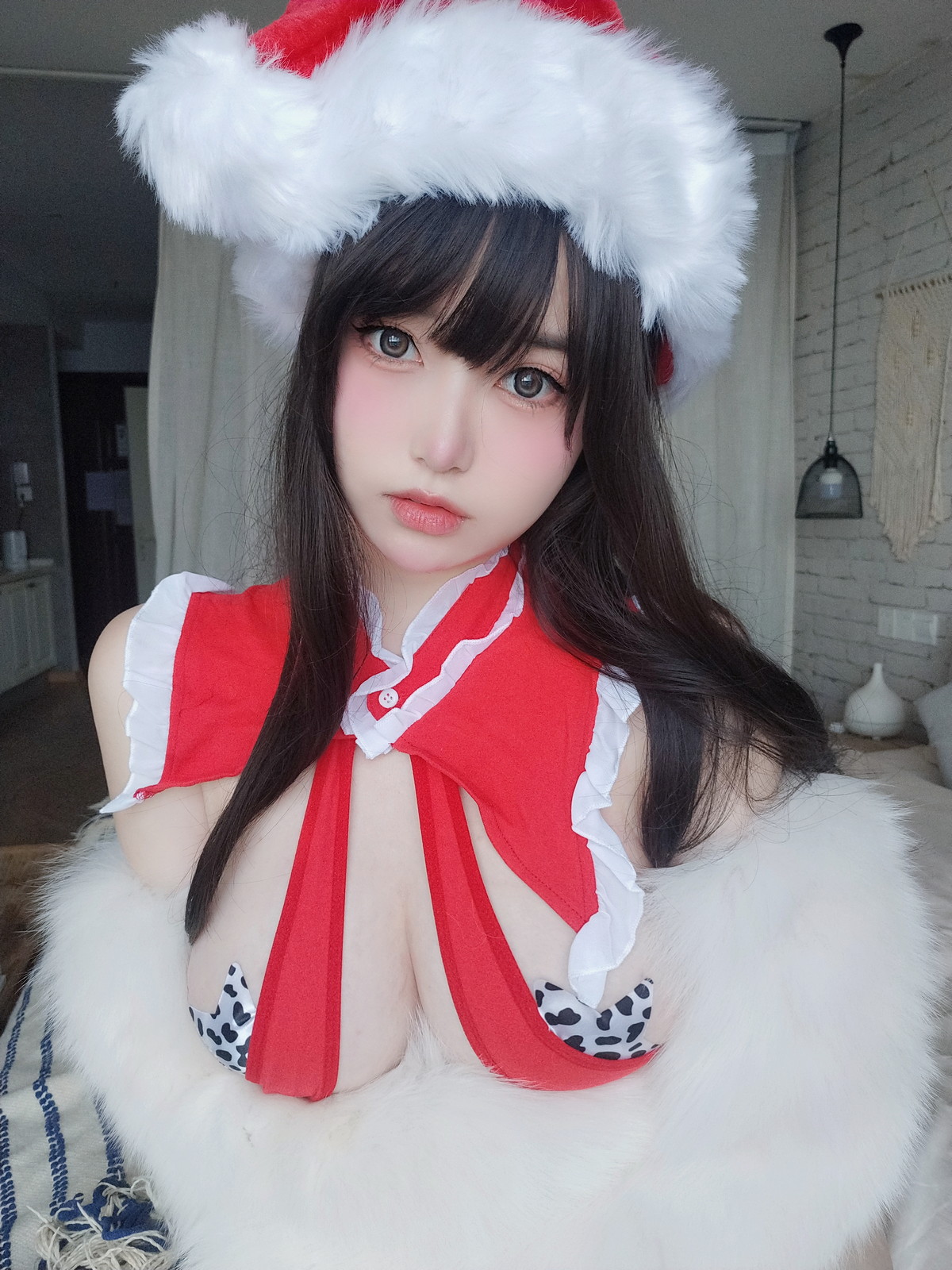 Xgyw.Net_Coser妹子女主K圣诞特辑主题性感红色情趣服饰配白丝袜半脱秀豪乳诱惑写真71P