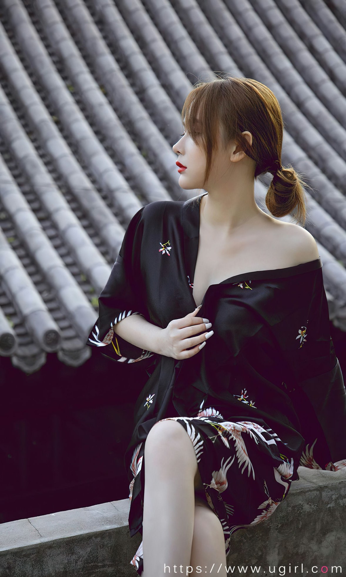 Xgyw.Net_[Ugirls爱尤物]No.2529_模特Coral私房性感多套服饰系列秀曼妙身姿迷人诱惑写真35P