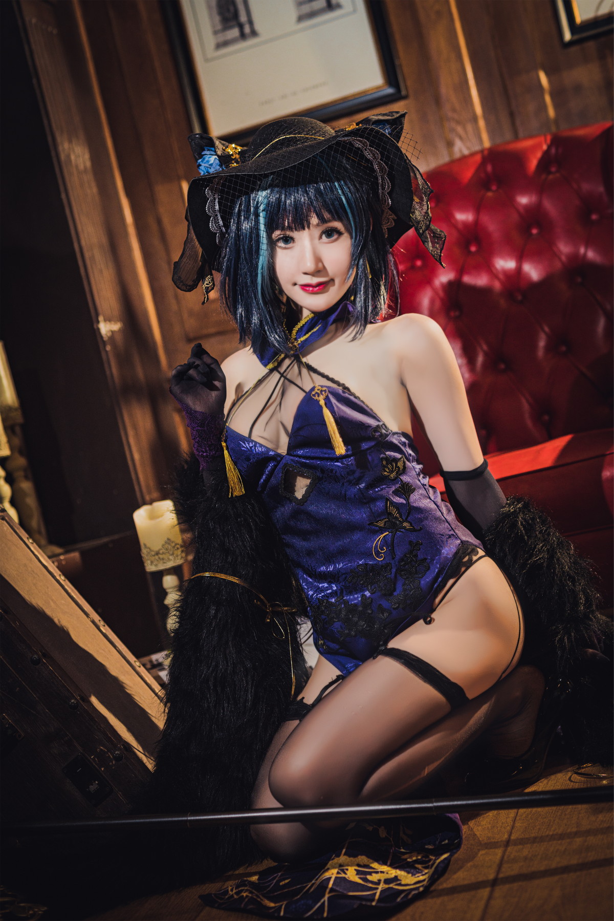 Xgyw.Net_网络美女木之本果花容主题性感蓝色旗袍装 白色情趣内衣秀惹火身材诱惑写真77P