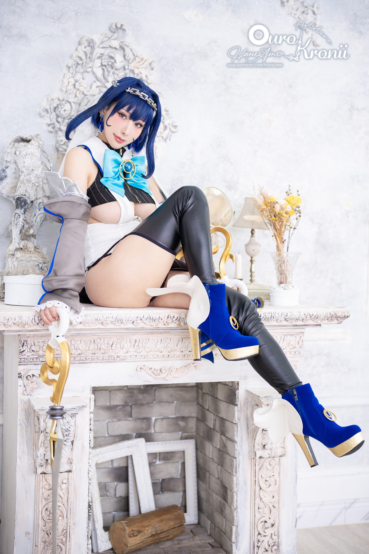 Xgyw.Net_Coser美女雨波_HaneAme-Hololive Kronii主题性感低胸服饰秀完美身材诱惑写真54P