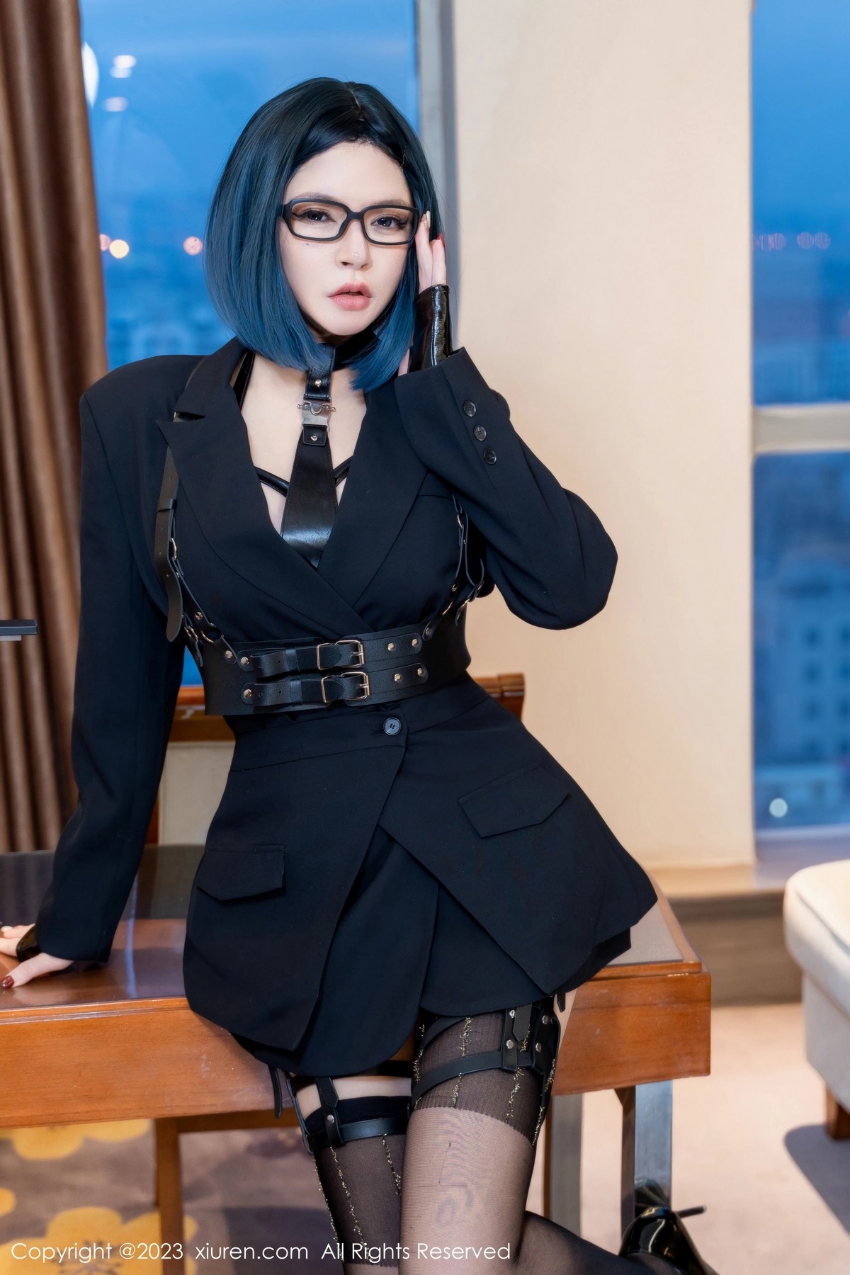 Xgyw.Net_XiuRen第6340期_大美妞伊丽莎有点白性感黑色带子情趣服饰秀惹火身材诱惑写真62P