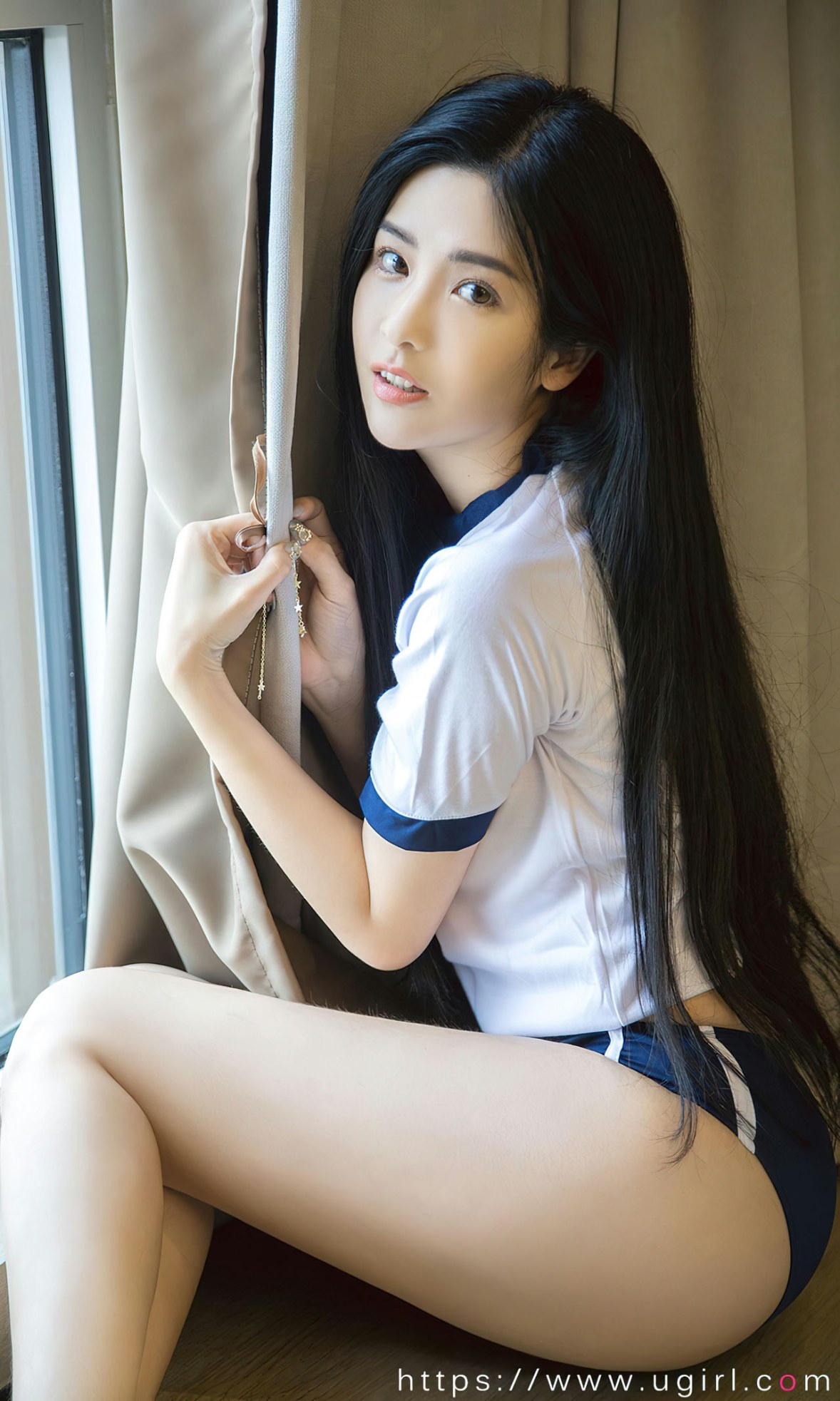 Xgyw.Net_[Ugirls爱尤物]No.2530_模特川上富江居家私房性感白色运动装秀完美身材迷人诱惑写真35P