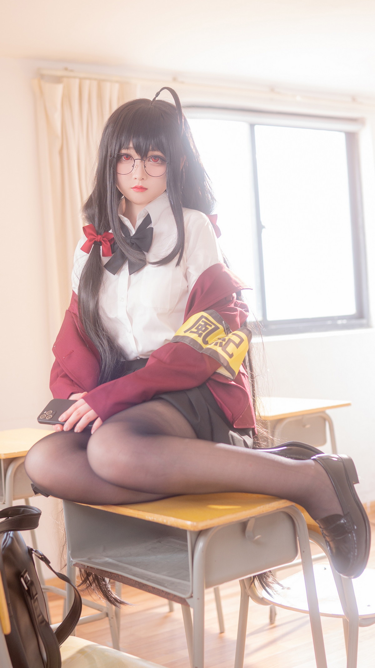 Xgyw.Net_Coser妹子Sayako_今年4岁大凤JK主题性感黑色短裙下超薄黑丝秀美腿诱惑写真50P