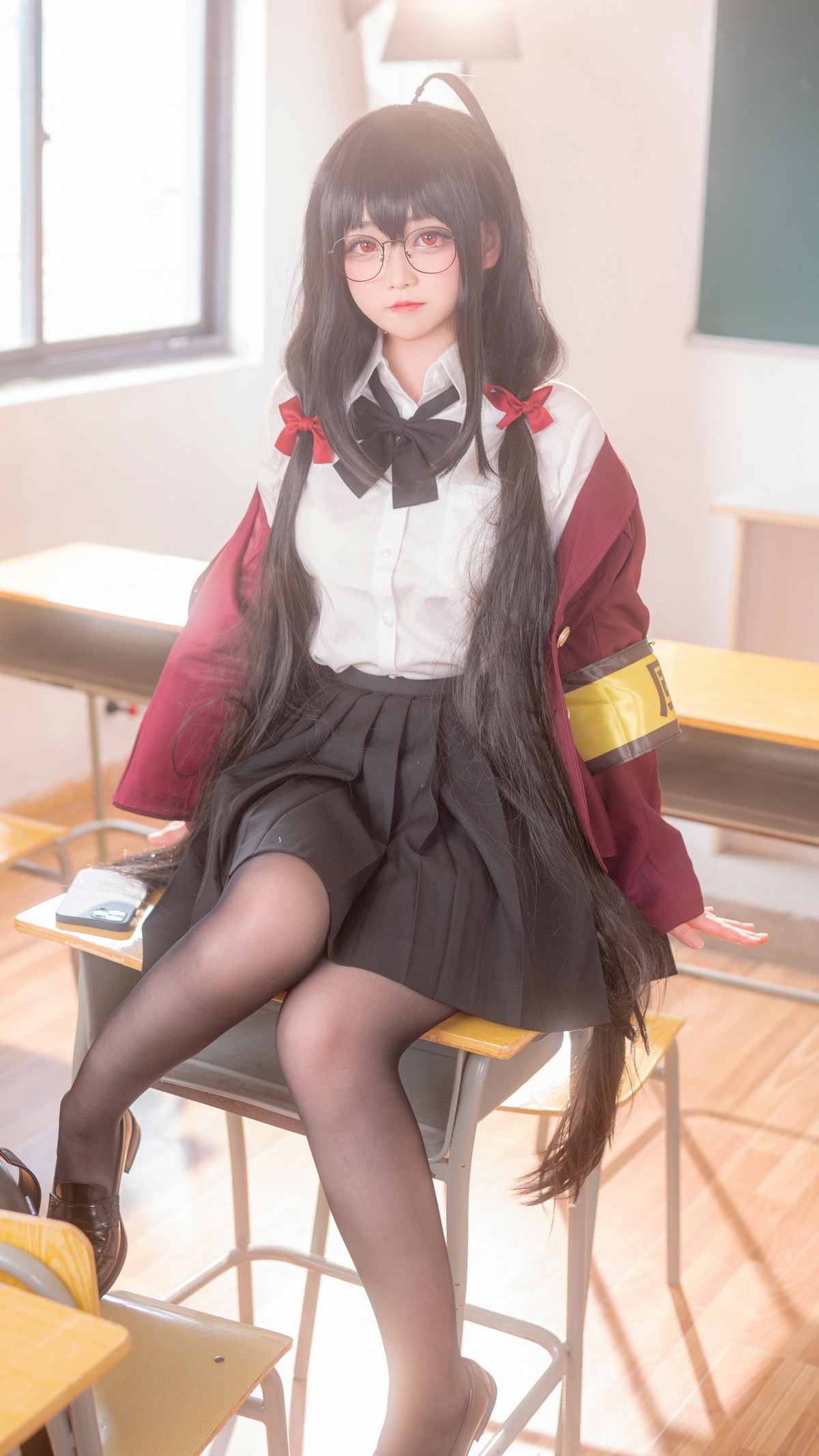 Xgyw.Net_Coser妹子Sayako_今年4岁大凤JK主题性感黑色短裙下超薄黑丝秀美腿诱惑写真50P