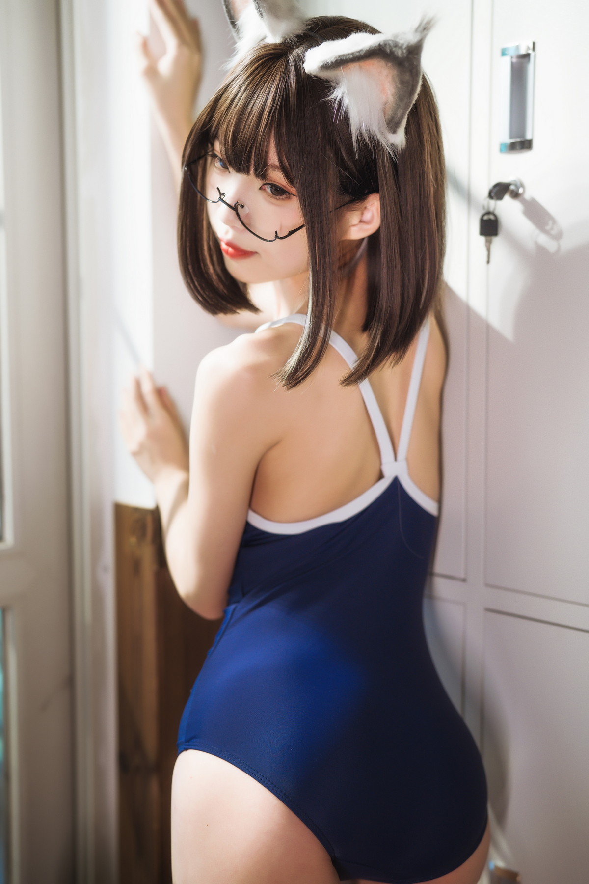Xgyw.Net_Coser美女狐玖玖死库水主题私房狐狸耳装扮性感死库水秀苗条身材迷人写真47P