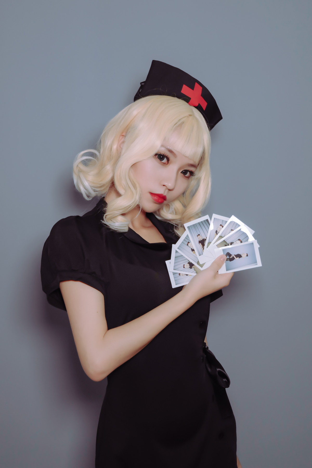 Xgyw.Net_网络美女白易子教主明信片主题黑色系护士服 清爽学生制服秀完美身材诱惑写真56P