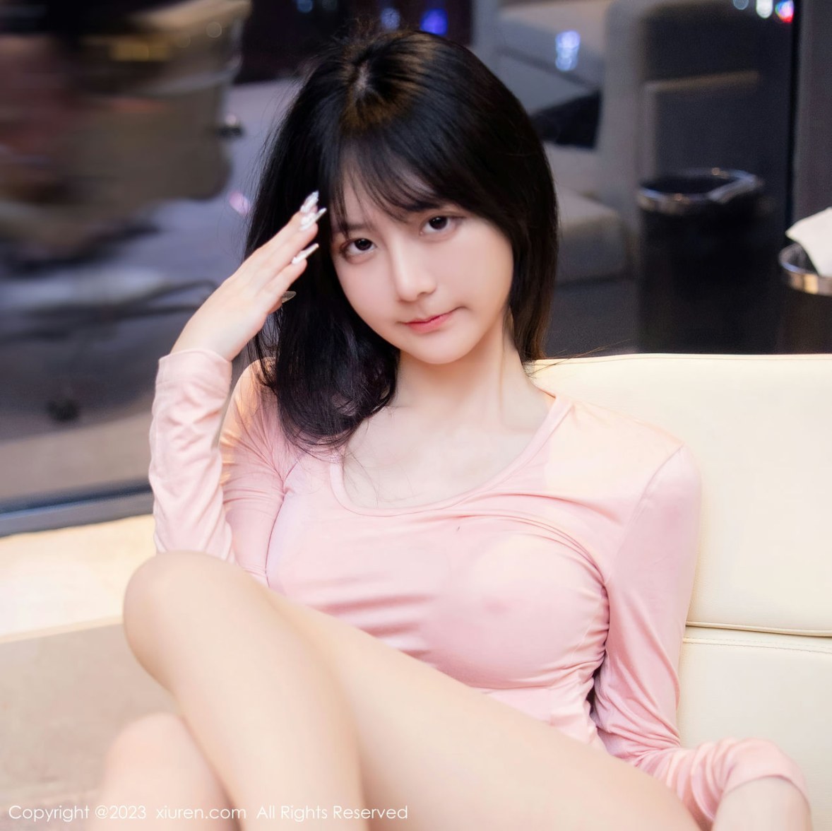 Xgyw.Net_XiuRen第6367期_模特谢小蒽性感粉色上衣配白短裙露超薄无内肉丝撩人诱惑写真91P