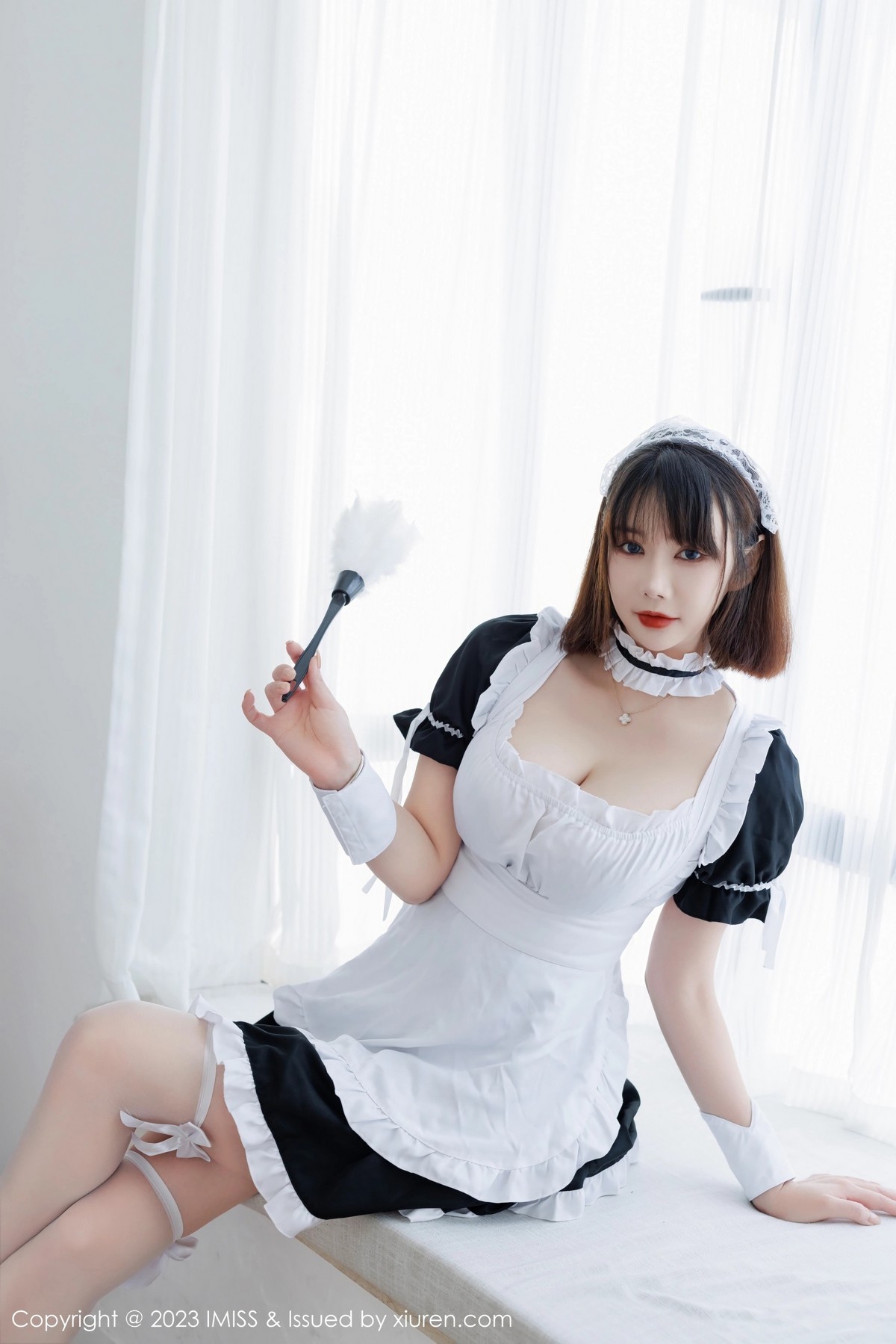 Xgyw.Net_[IMISS爱蜜社]Vol.720_模特Evon陈赞之黑白女仆装露性感黑色内衣秀凹凸身材诱惑写真39P