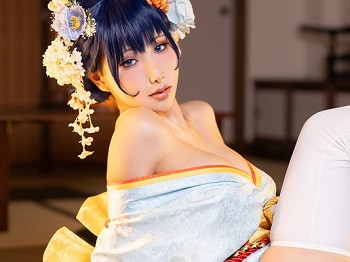 Coser青春美女雨波_HaneAme-Hololive Kronii主题性感低胸服饰秀完美身材骚扰写真54P