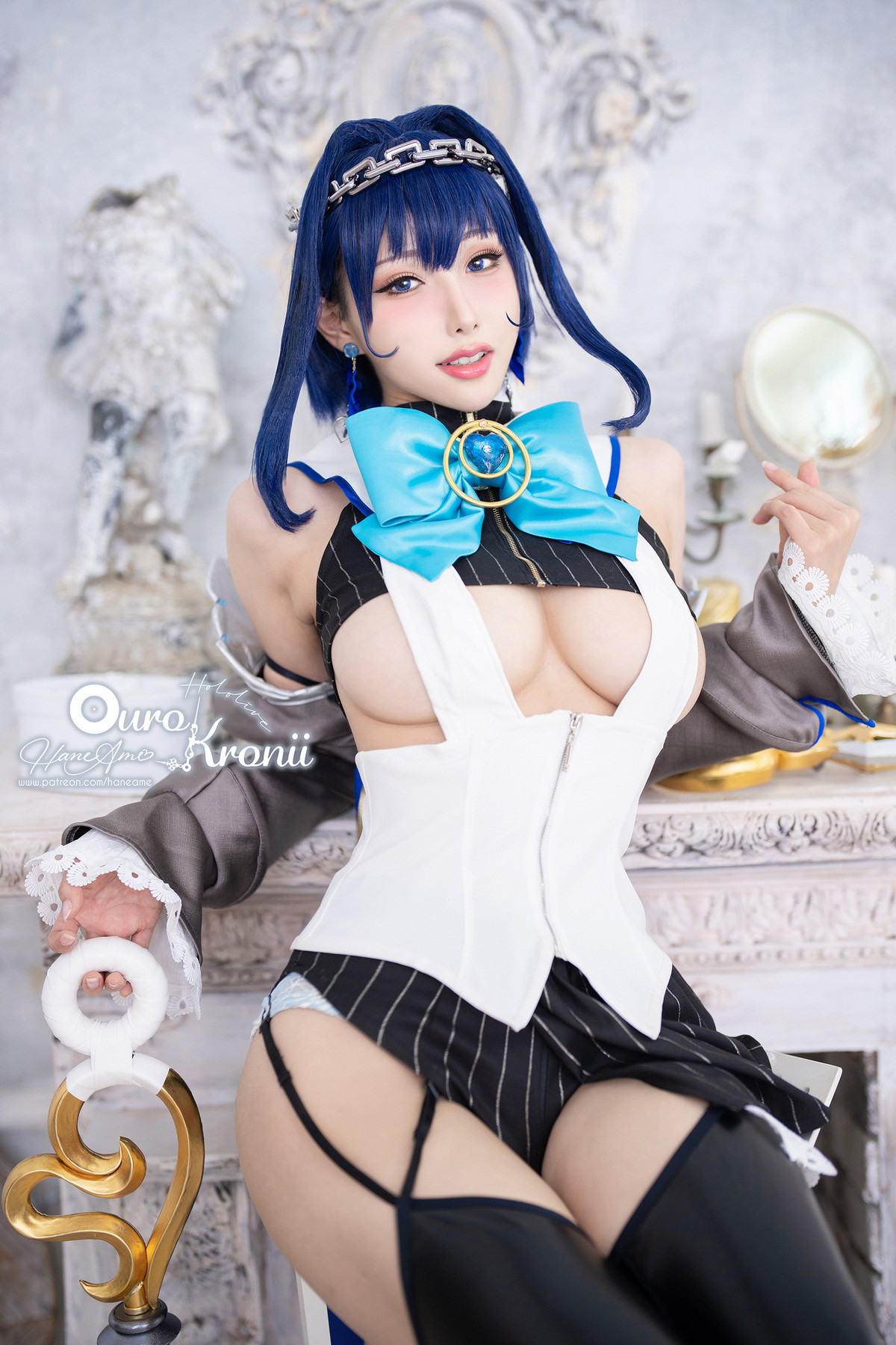 Xgyw.Net_Coser美女雨波_HaneAme-Hololive Kronii主题性感低胸服饰秀完美身材诱惑写真54P