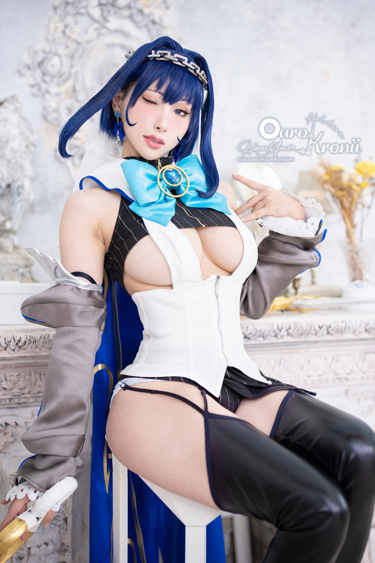 Xgyw.Net_Coser美女雨波_HaneAme-Hololive Kronii主题性感低胸服饰秀完美身材诱惑写真54P