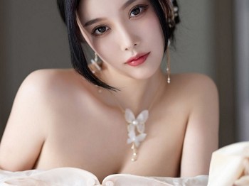 [XiaoYu画语界]Vol.978_校花杨晨晨Yome性感白色典雅中式配白丝袜秀丰满身材骚扰写真85P