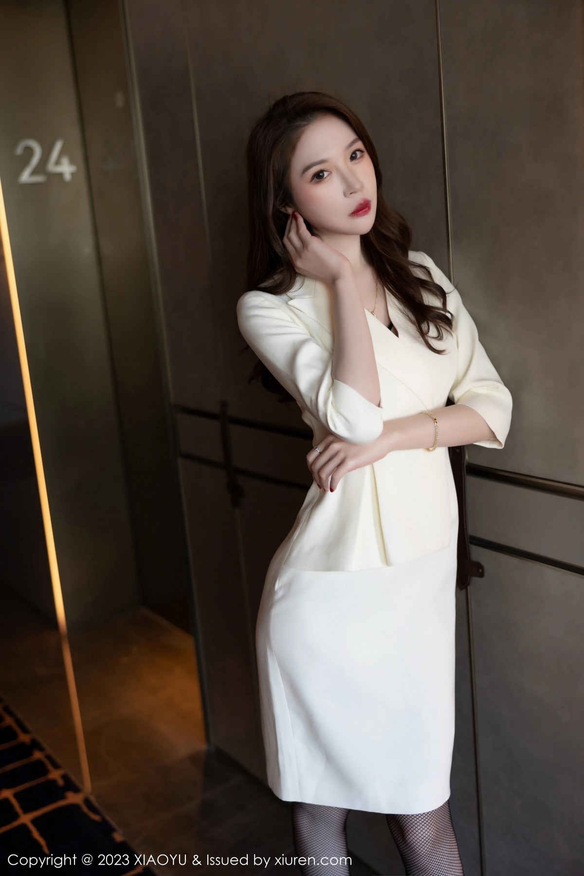 Xgyw.Net_[XiaoYu画语界]Vol.977_模特梦心玥黑色情趣内衣配黑色蕾丝吊袜秀曼妙身姿诱惑写真101P