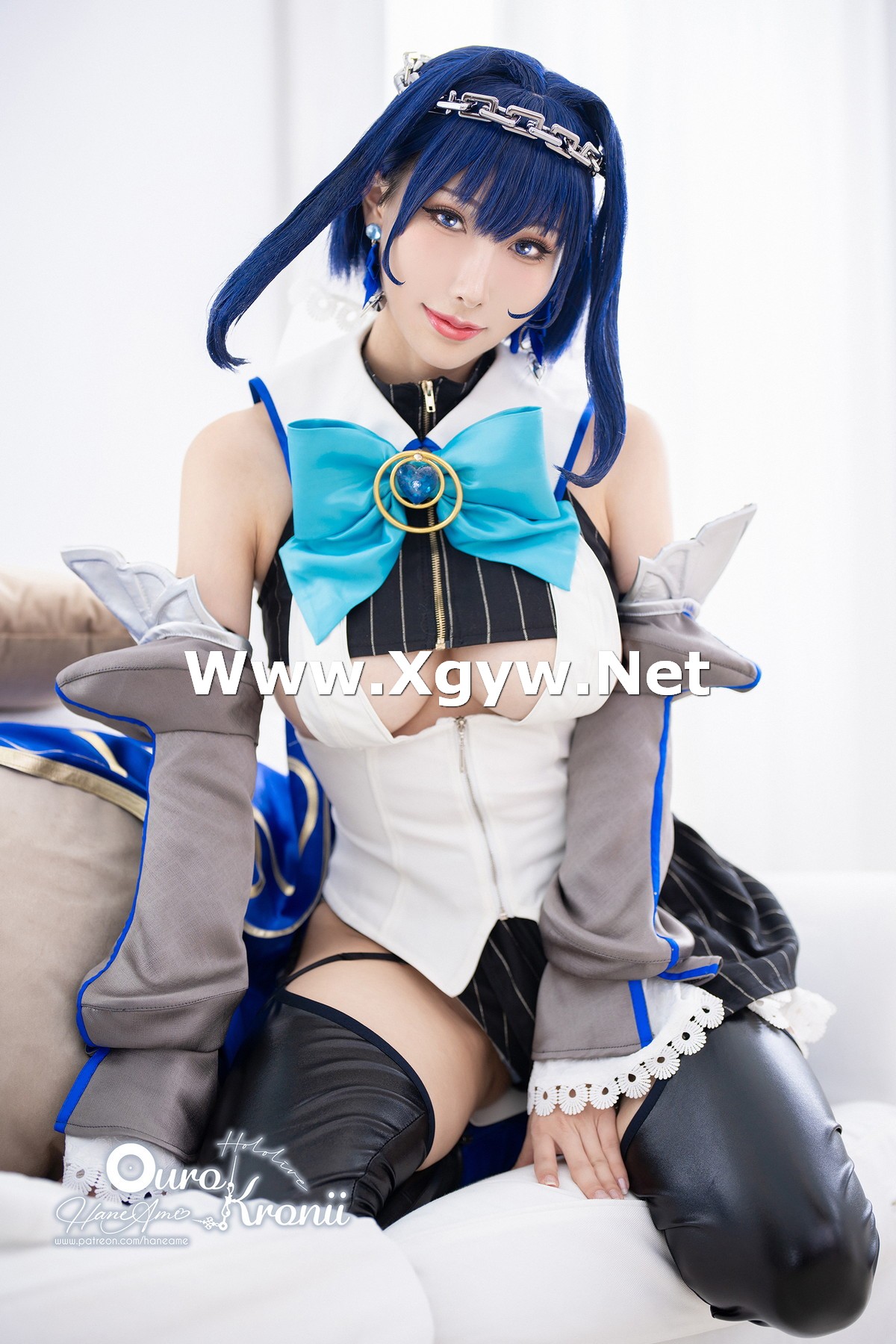 Xgyw.Net_Coser美女雨波_HaneAme-Hololive Kronii主题性感低胸服饰秀完美身材诱惑写真54P