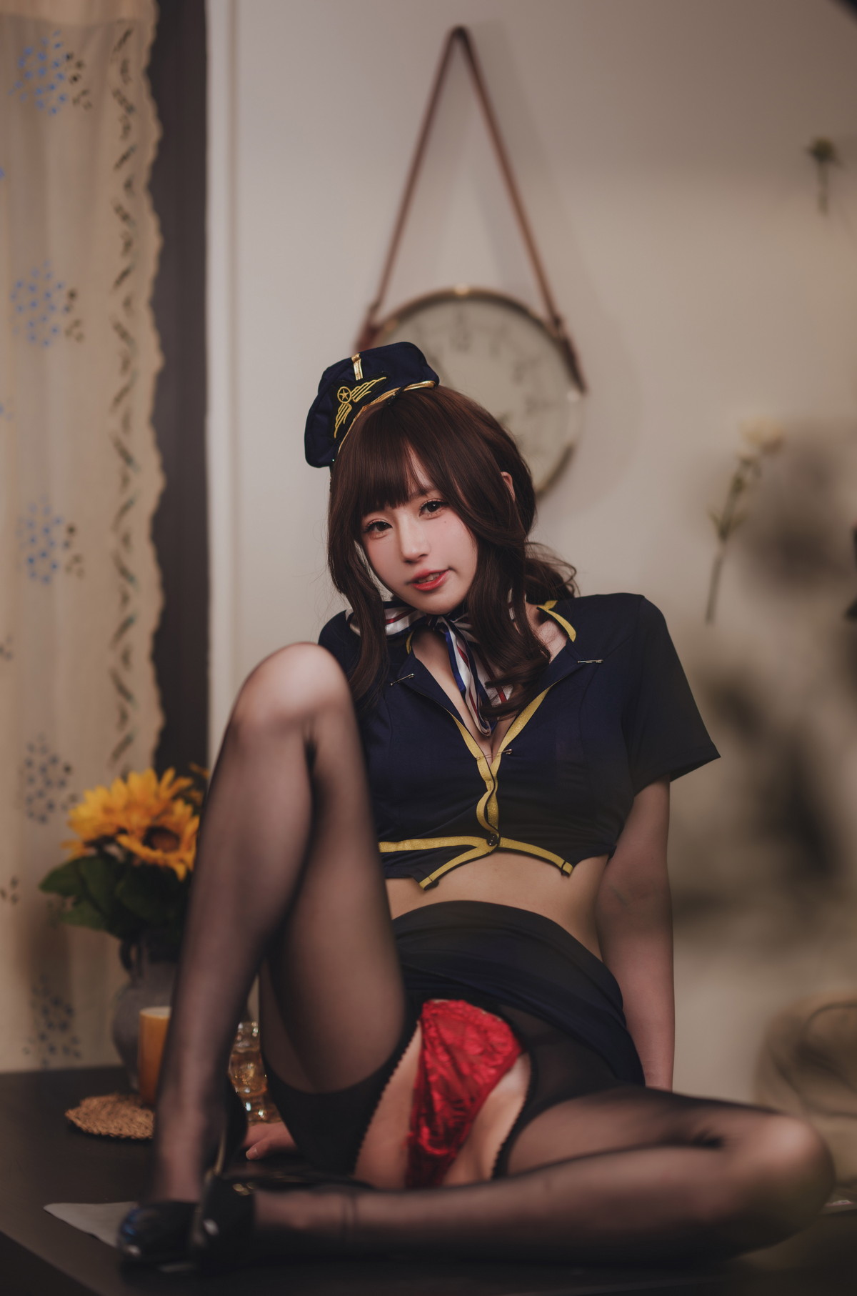 Xgyw.Net_网络美女西园寺南歌空姐主题私房性感空姐制服配开档黑丝秀翘臀美腿诱惑写真52P