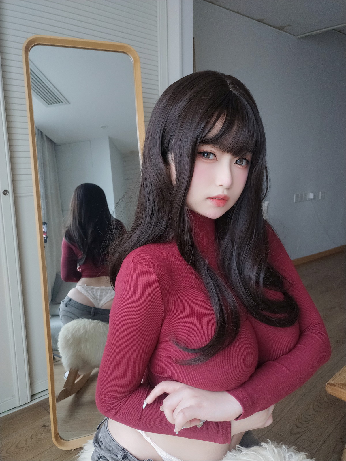Xgyw.Net_Coser妹子女主K红色毛衣丰满妹妹主题红色毛衣配牛仔裤半脱秀豪乳翘臀诱惑写真103P