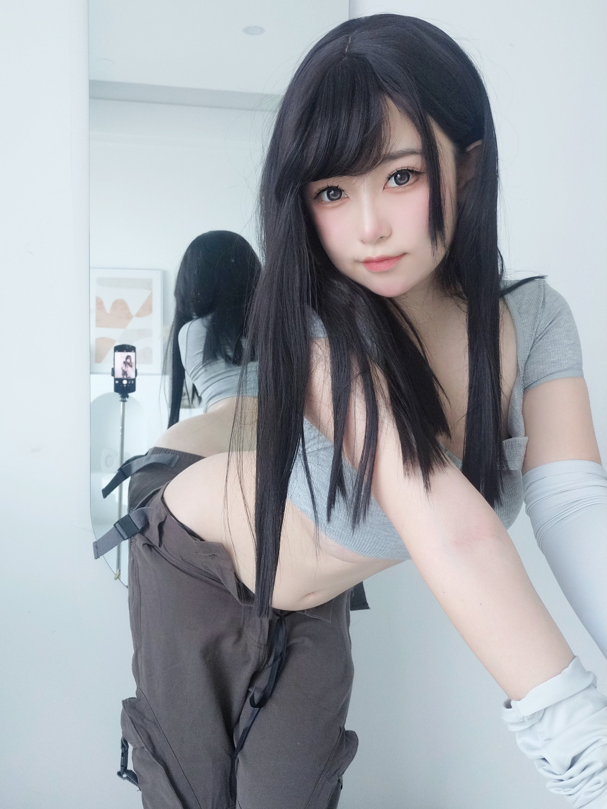 Xgyw.Net_Coser妹子女主K喜欢这样的K吗主题灰色半截上衣配宽松短裤秀完美身材诱惑写真46P