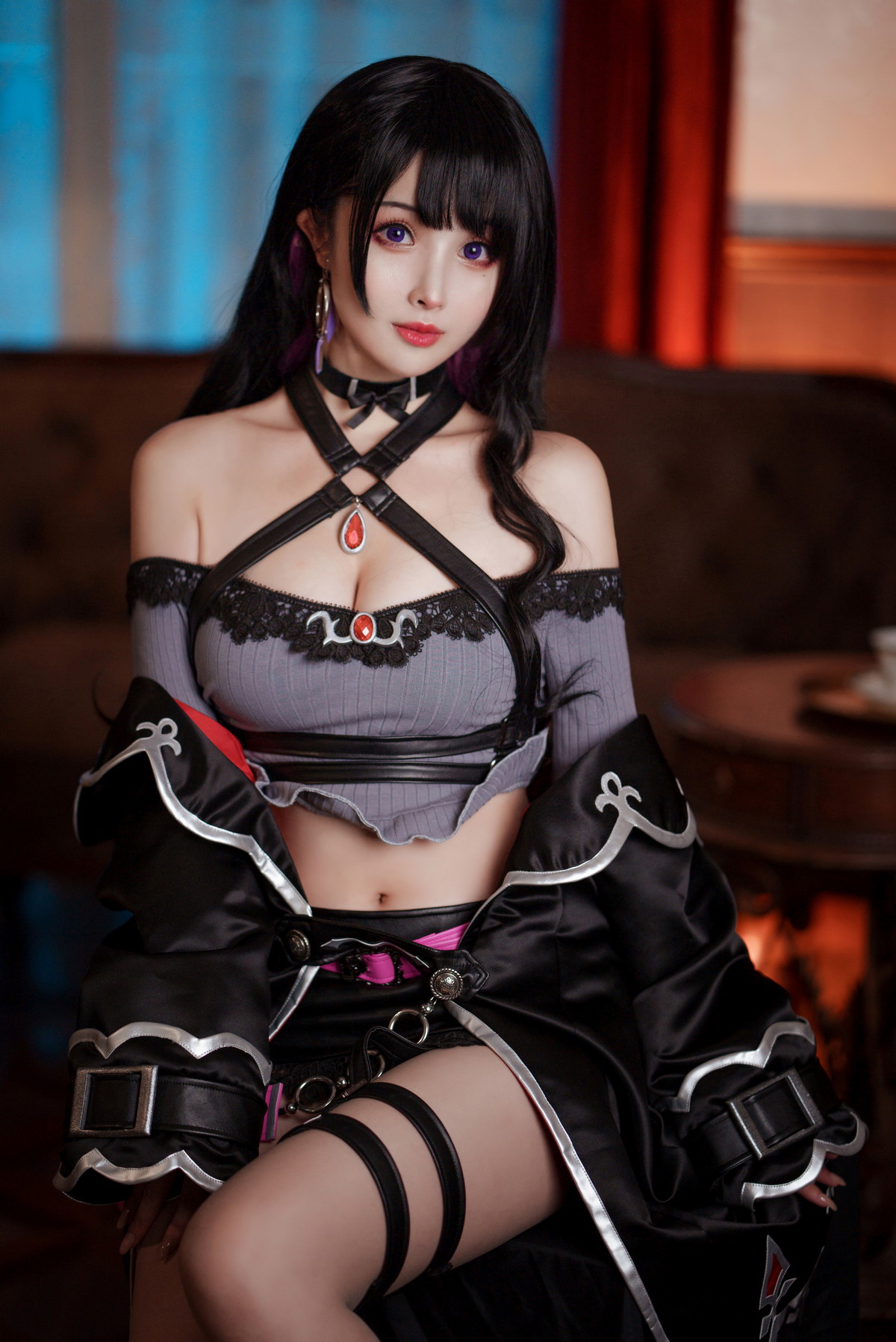 Xgyw.Net_网络美女rioko凉凉子魅魔X恋乃夜舞主题灰色低胸服饰配超薄黑丝秀翘臀诱惑写真40P