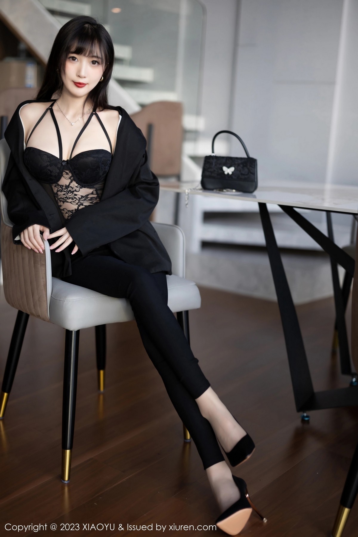 Xgyw.Net_[XiaoYu画语界]Vol.981_模特林星阑性感黑色连体蕾丝内衣配原色丝袜秀曼妙身姿诱惑写真87P