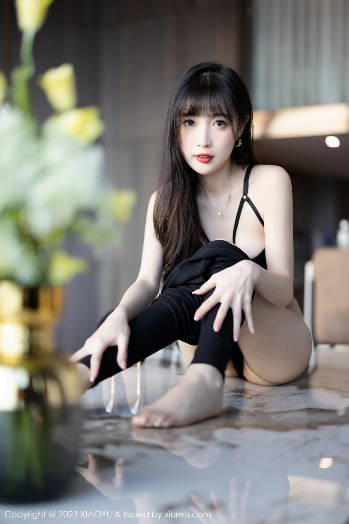 Xgyw.Net_[XiaoYu画语界]Vol.981_模特林星阑性感黑色连体蕾丝内衣配原色丝袜秀曼妙身姿诱惑写真87P
