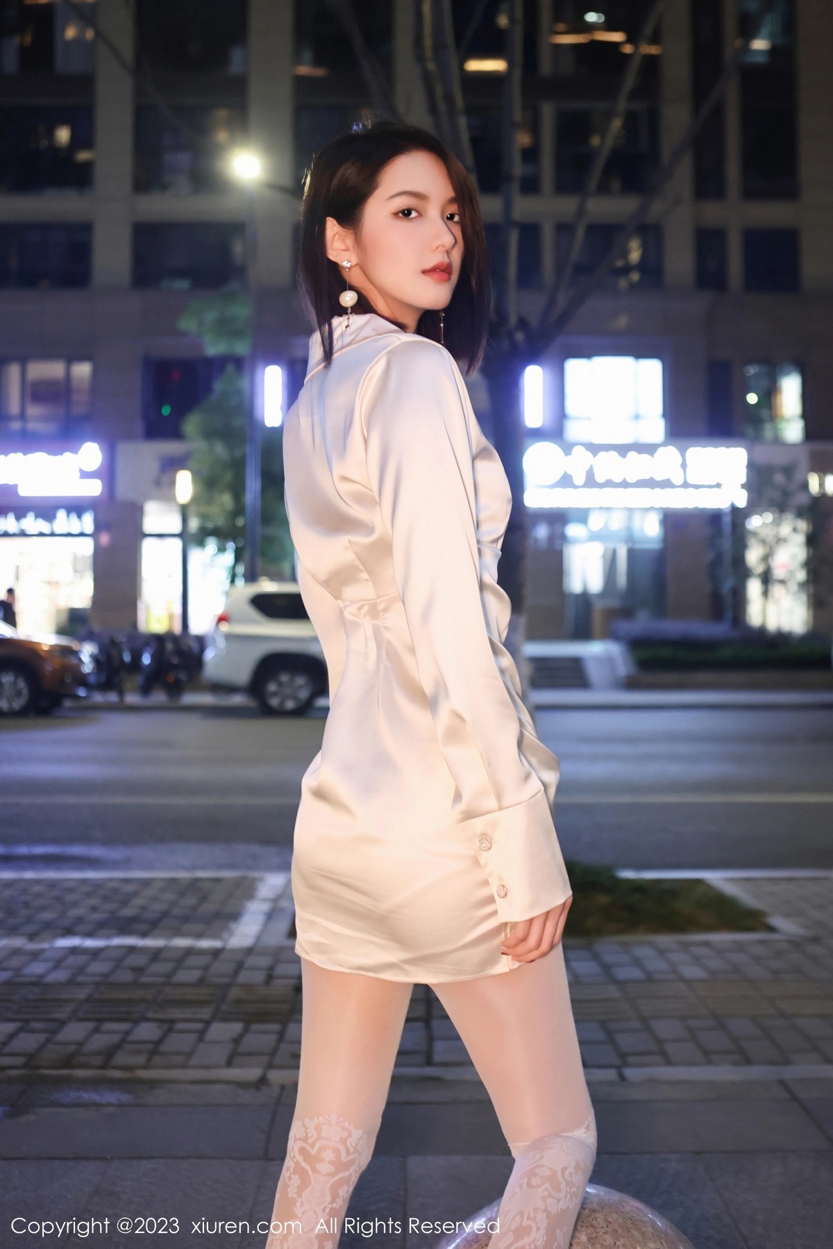 Xgyw.Net_XiuRen第6393期_模特乔一一脱性感米色连衣短裙露白色内衣秀曼妙身姿诱惑写真92P