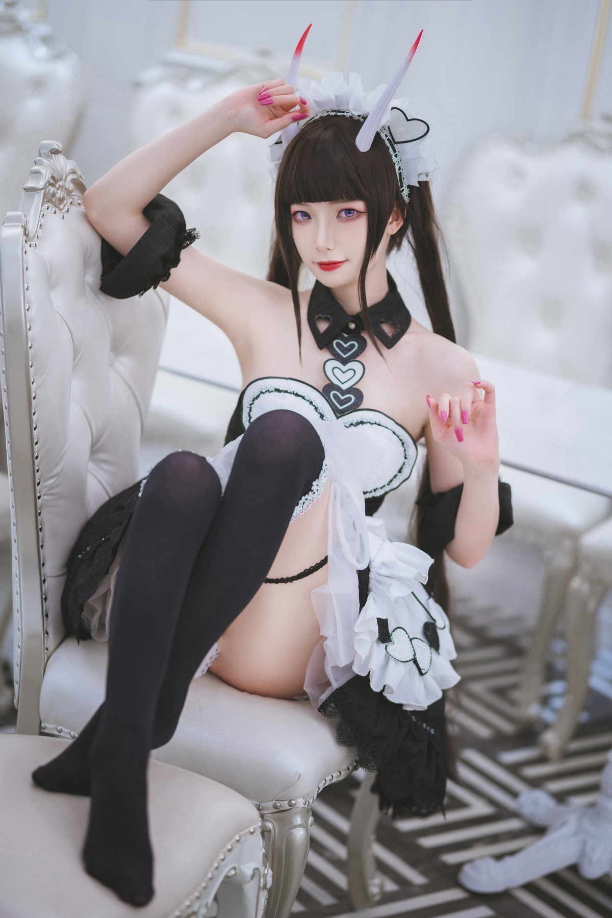 Xgyw.Net_动漫博主封疆疆v能代女仆主题私房性感女仆装配黑丝袜秀白嫩肌肤完美诱惑写真36P