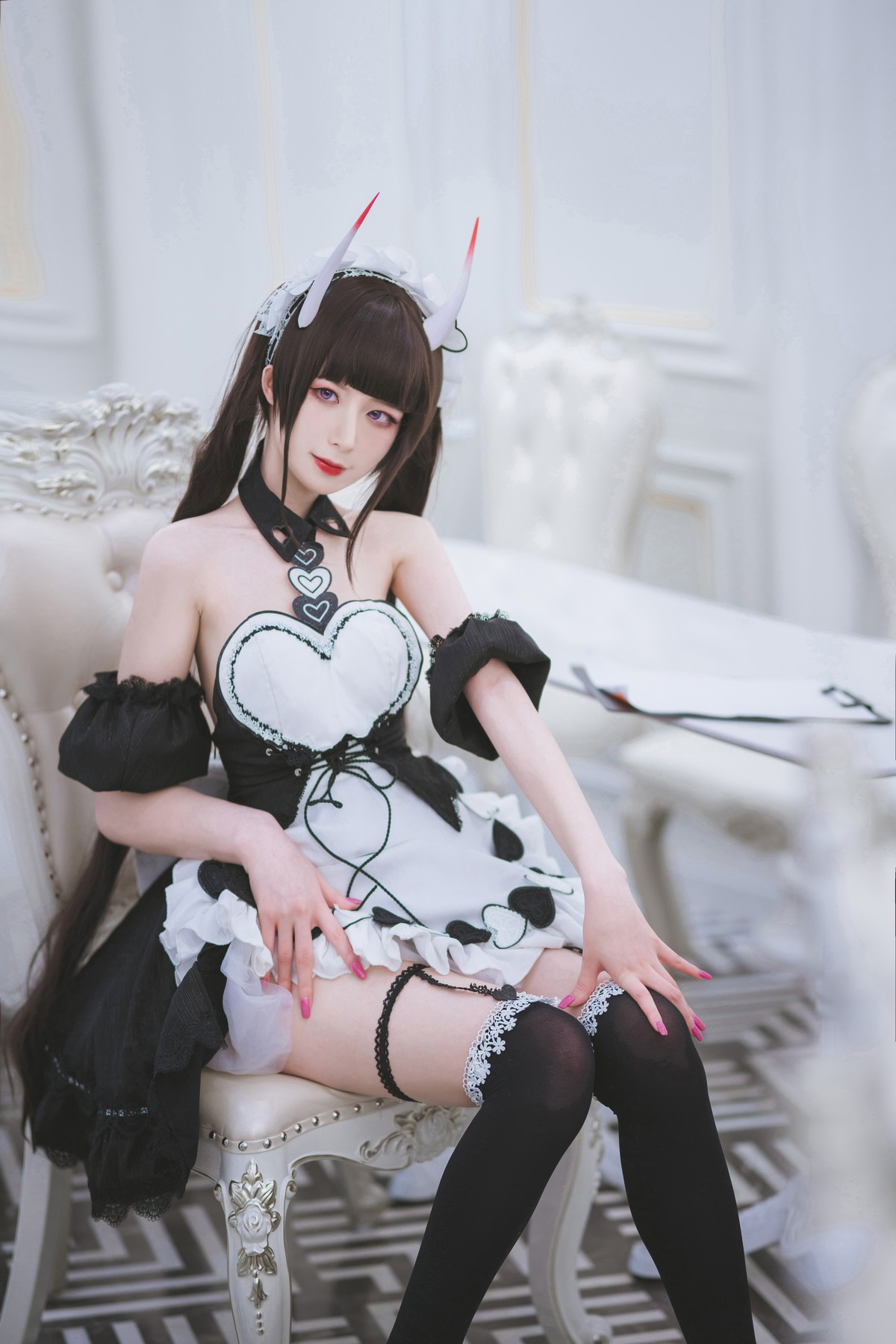 Xgyw.Net_动漫博主封疆疆v能代女仆主题私房性感女仆装配黑丝袜秀白嫩肌肤完美诱惑写真36P