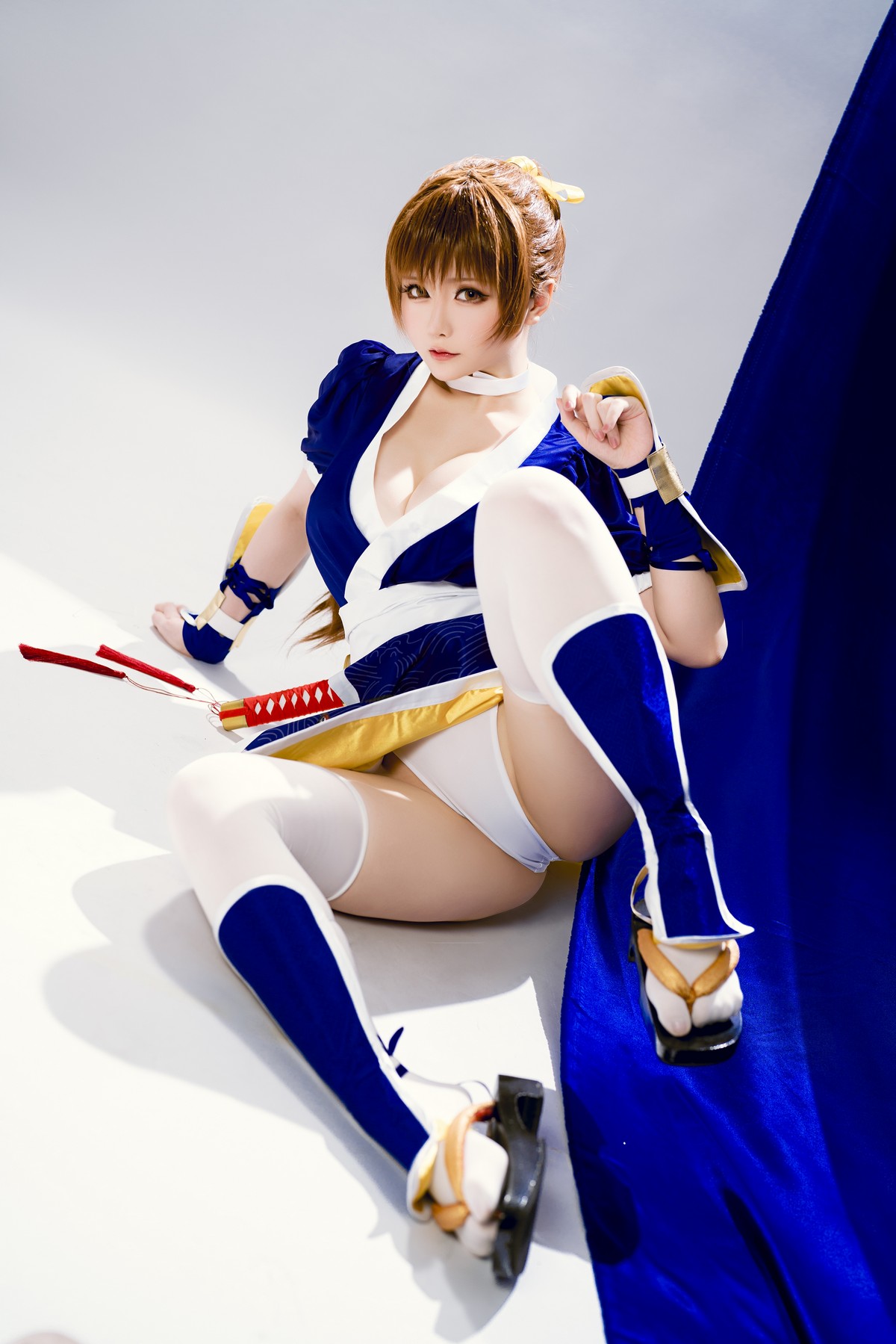 Xgyw.Net_Coser小姐姐星之迟迟死或生霞主题性感高开美女武士装露浑圆翘臀诱惑写真62P