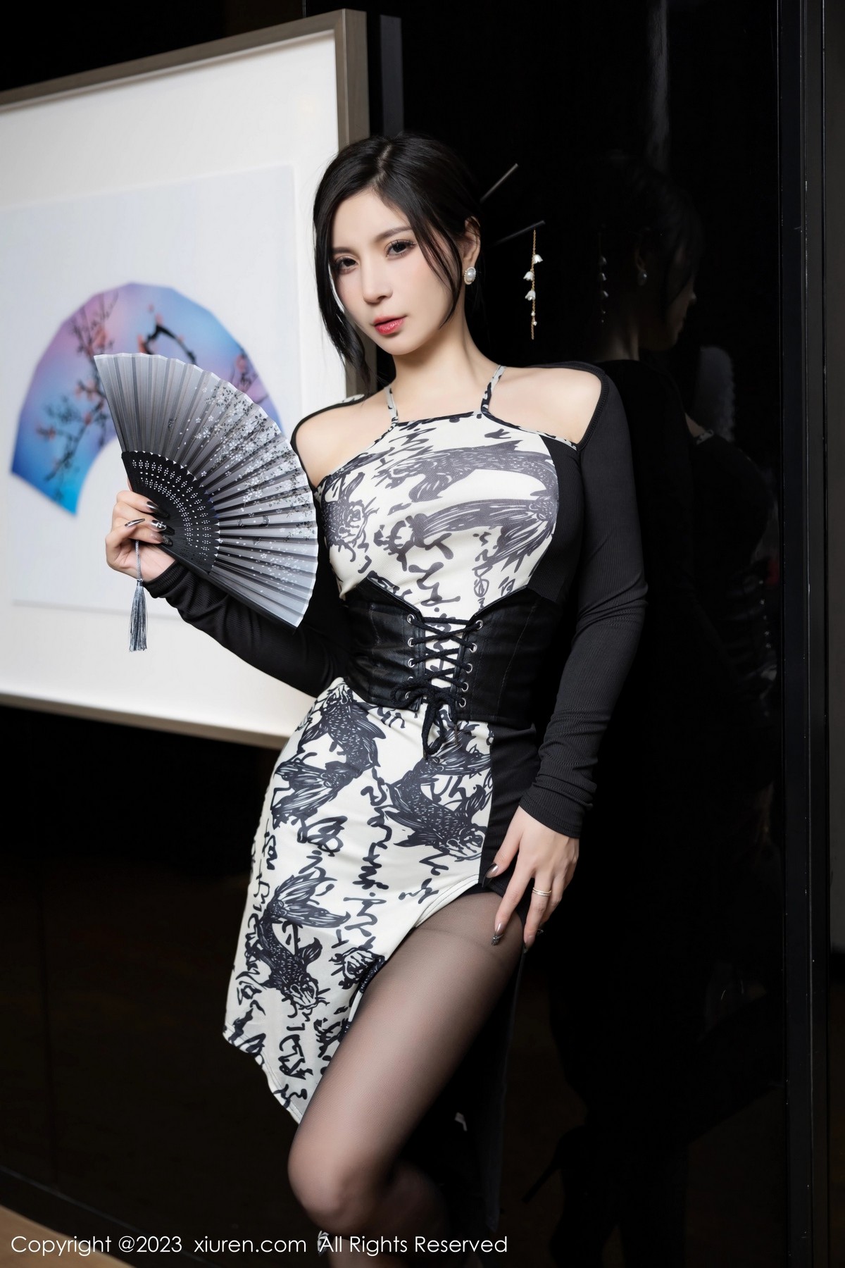 Xgyw.Net_XiuRen第6406期_模特小蛮妖Yummy脱性感连衣裙露黑色内衣配超薄黑丝魅惑写真83P