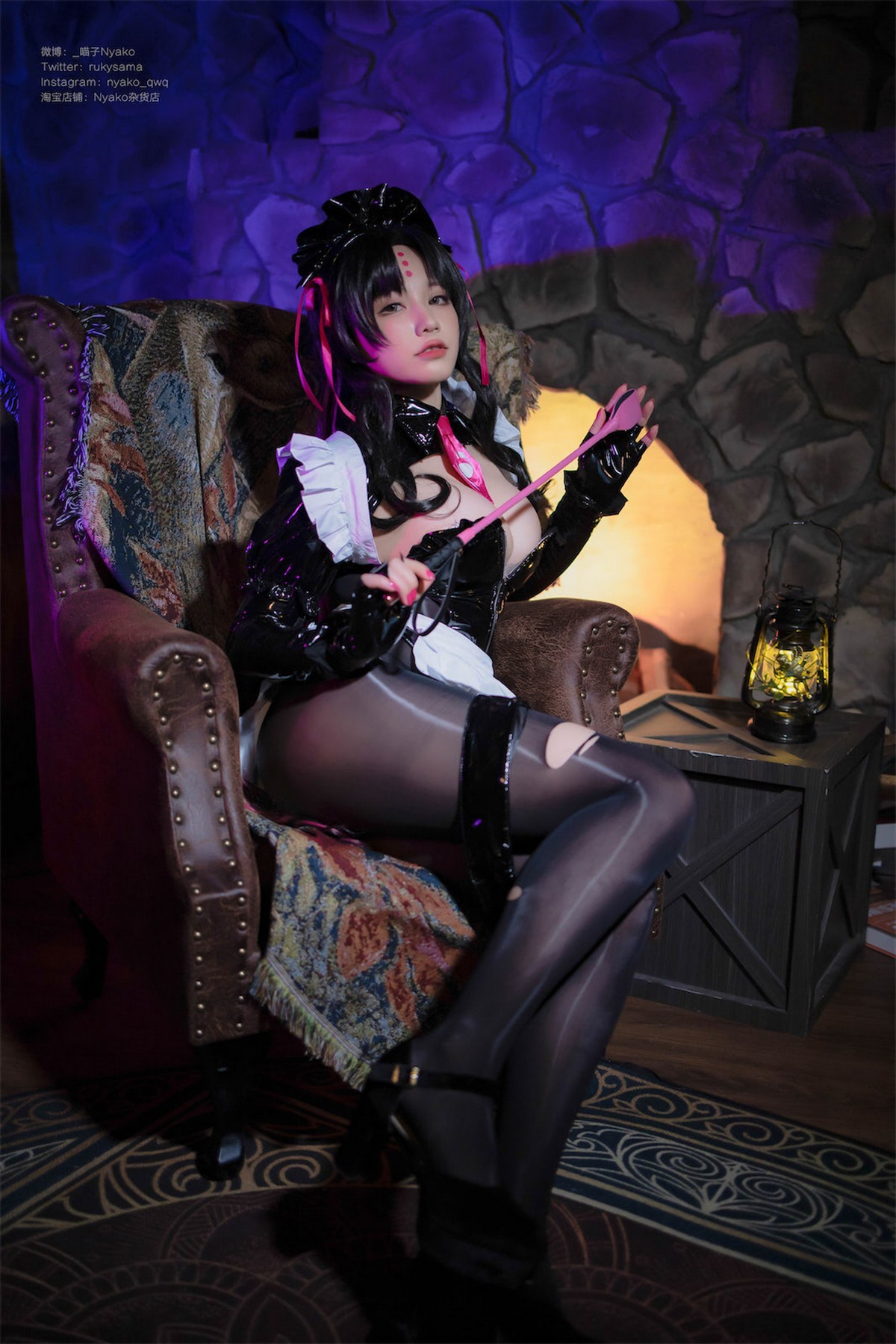 Xgyw.Net_网络美女Nyako喵子杀生院女仆主题性感黑色皮质女仆装配破烂黑丝撩人诱惑写真40P