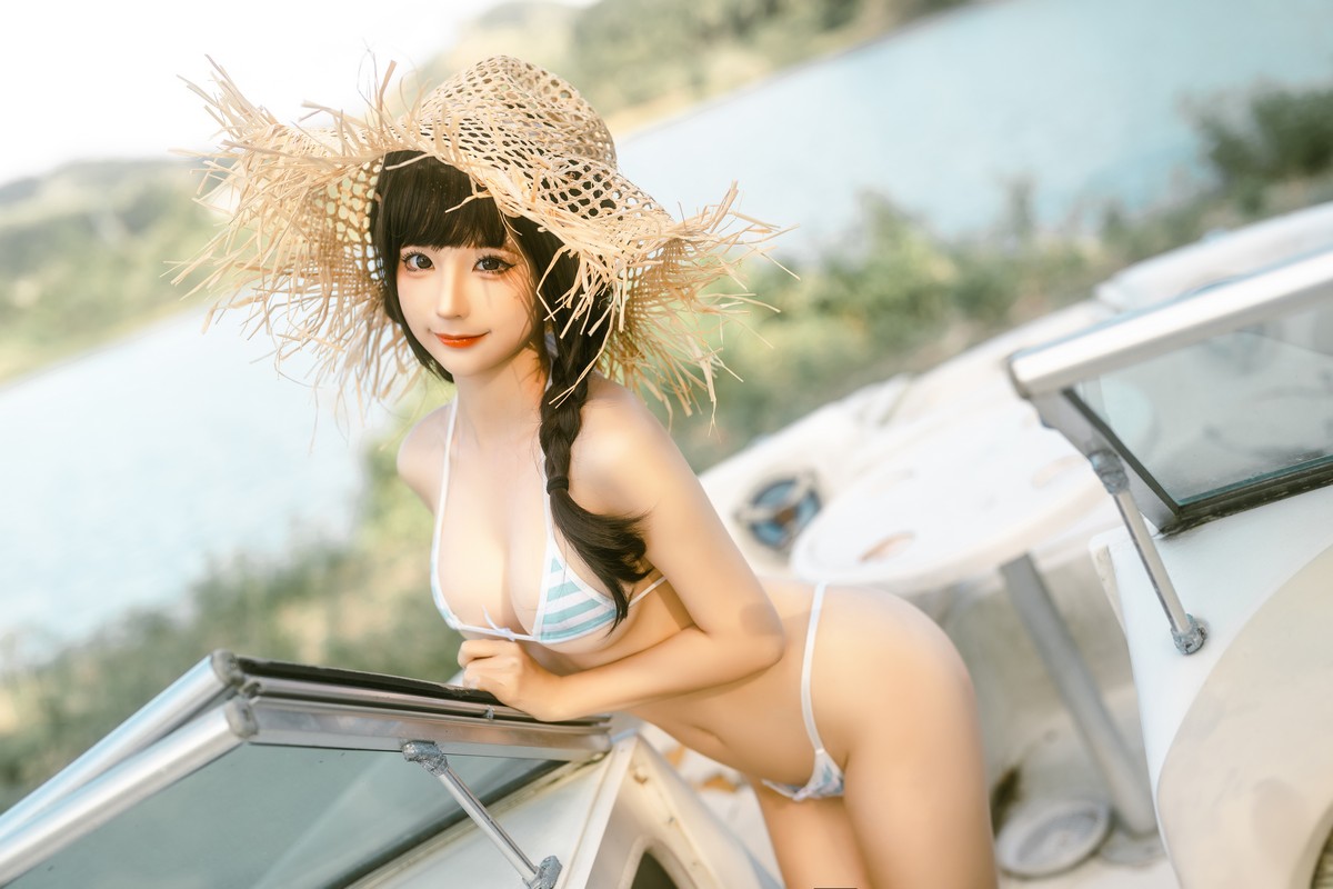 Xgyw.Net_动漫博主蠢沫沫废船记主题户外脱牛仔背带服露三点式内衣秀豪乳遮点诱惑写真116P