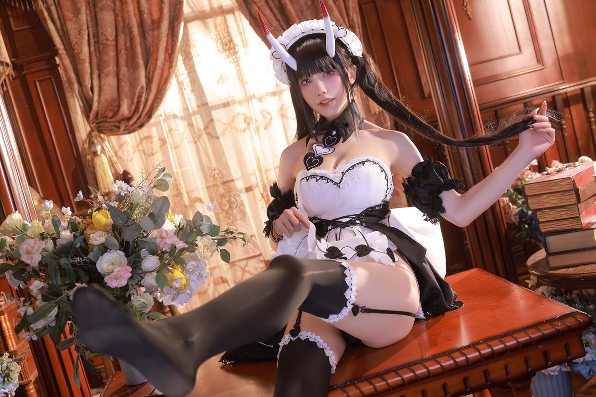 Xgyw.Net_动漫博主水淼Aqua-Noshiro-maid主题私房性感黑白女仆装配黑丝吊袜诱惑写真61P