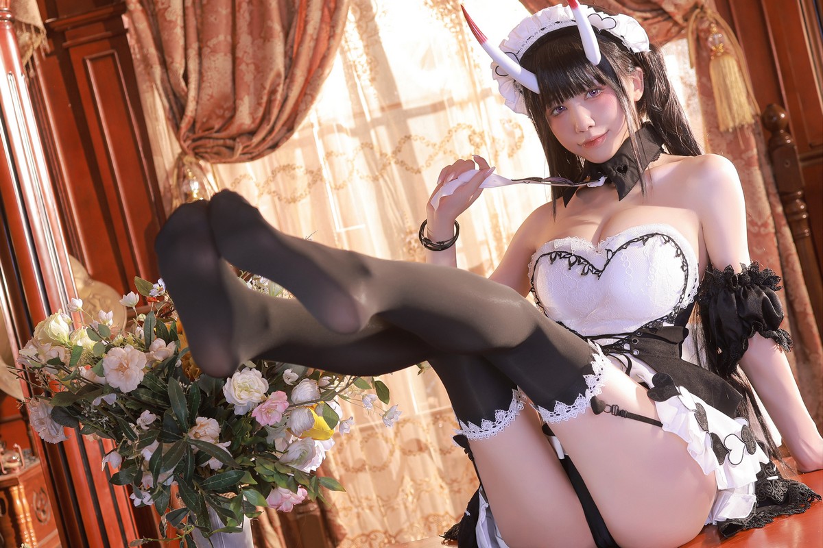 Xgyw.Net_动漫博主水淼Aqua-Noshiro-maid主题私房性感黑白女仆装配黑丝吊袜诱惑写真61P