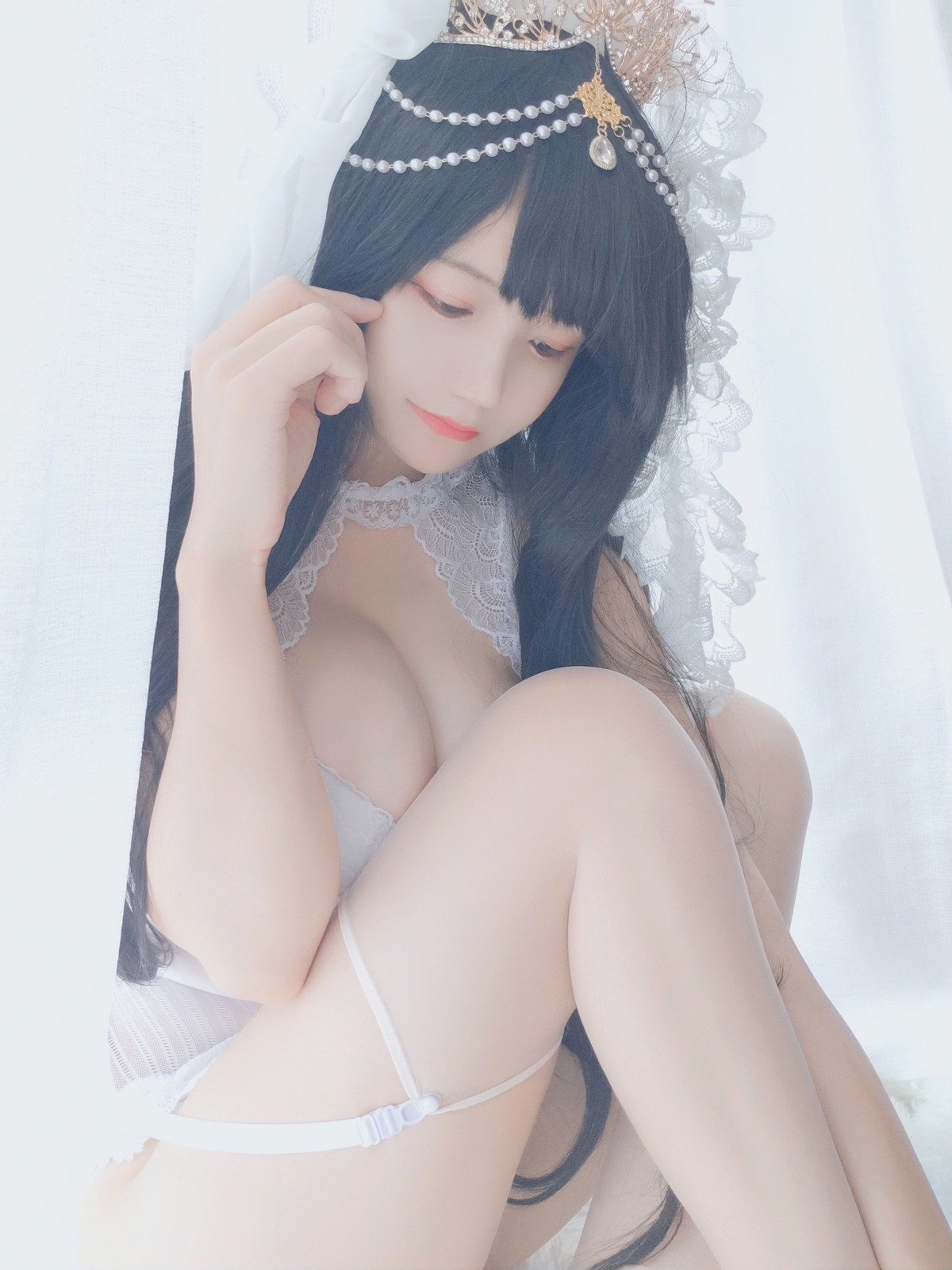 Xgyw.Net_动漫博主小仓千代w可爱花嫁主题性感白色蕾丝内衣配白丝吊袜秀傲人豪乳诱惑写真32P