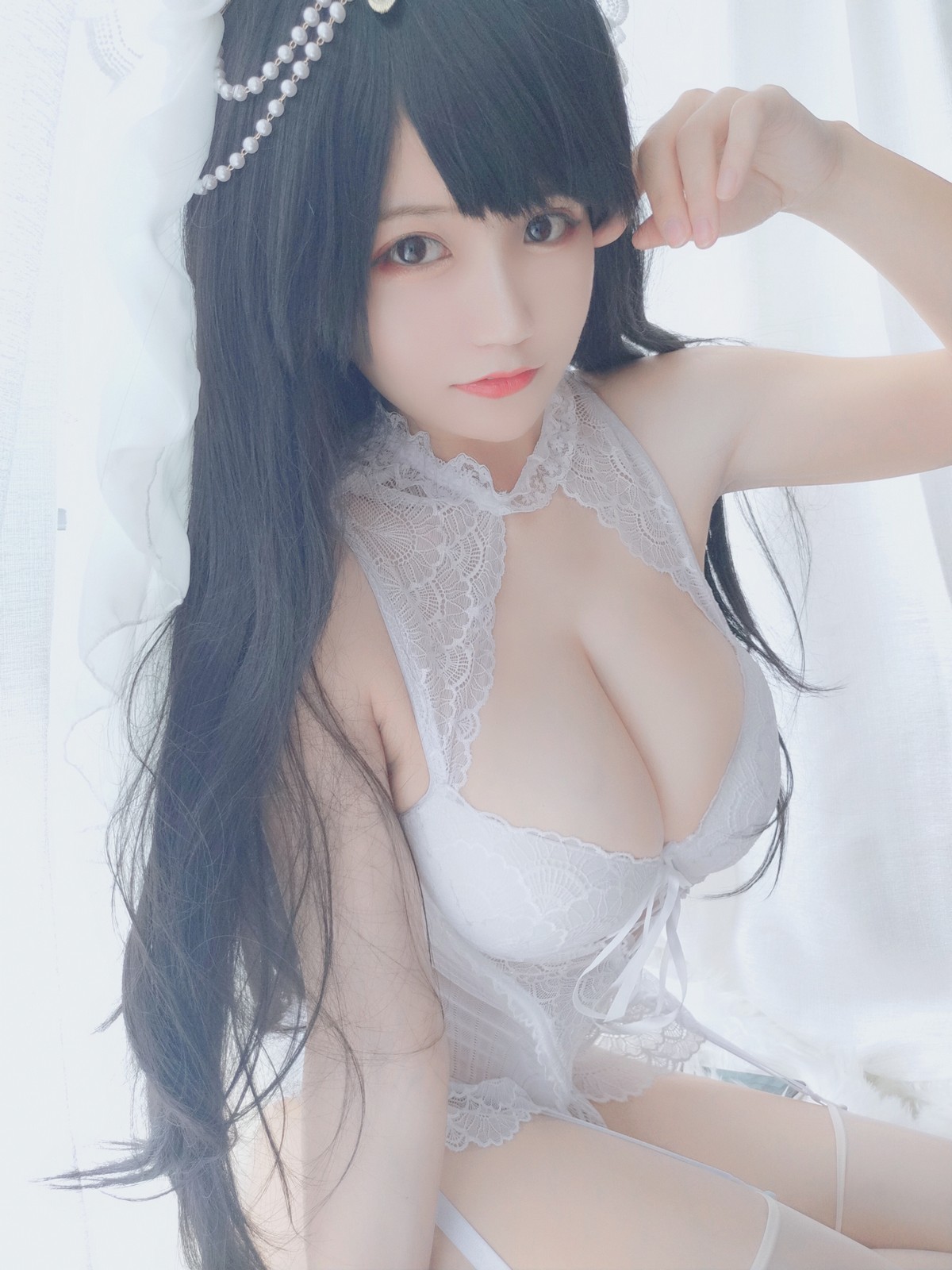Xgyw.Net_动漫博主小仓千代w可爱花嫁主题性感白色蕾丝内衣配白丝吊袜秀傲人豪乳诱惑写真32P