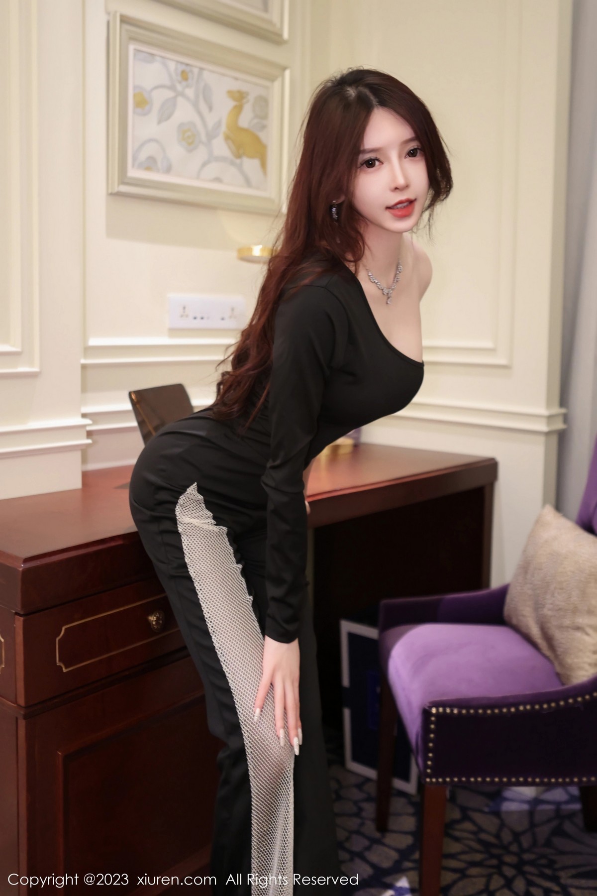 Xgyw.Net_XiuRen第6417期_模特玉兔miki脱黑色简约套装露黑色蕾丝内衣超薄黑丝诱惑写真95P