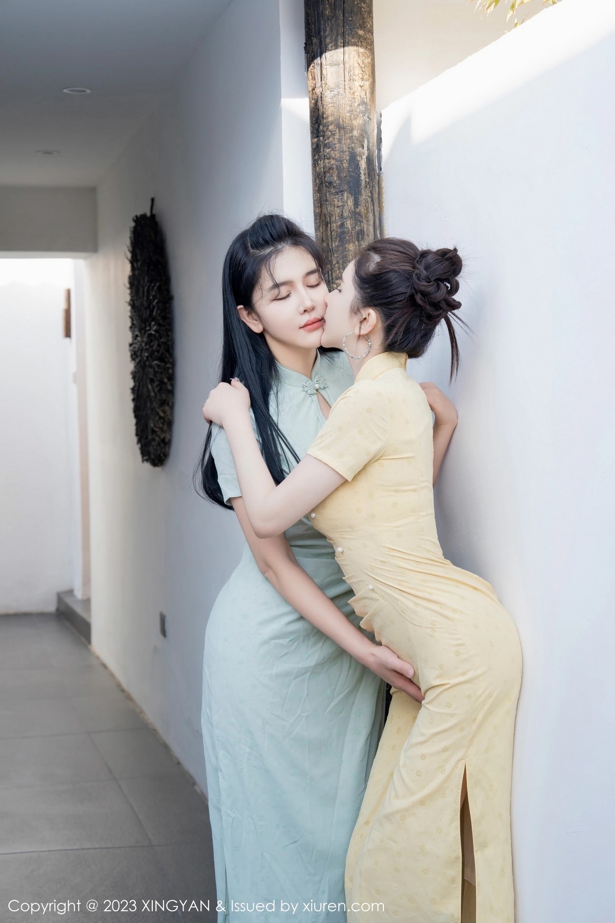 Xgyw.Net_[XINGYAN星颜社]VOL.183_女神刘钰儿＆李丽莎合集性感轻透旗袍服饰配原色丝袜诱惑写真69P