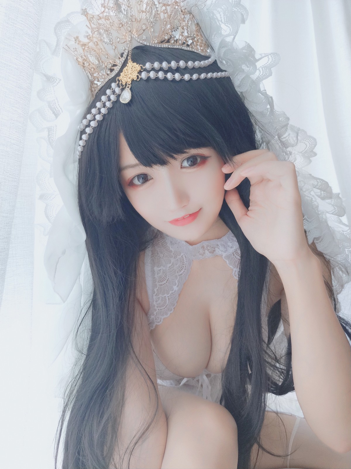 Xgyw.Net_动漫博主小仓千代w可爱花嫁主题性感白色蕾丝内衣配白丝吊袜秀傲人豪乳诱惑写真32P