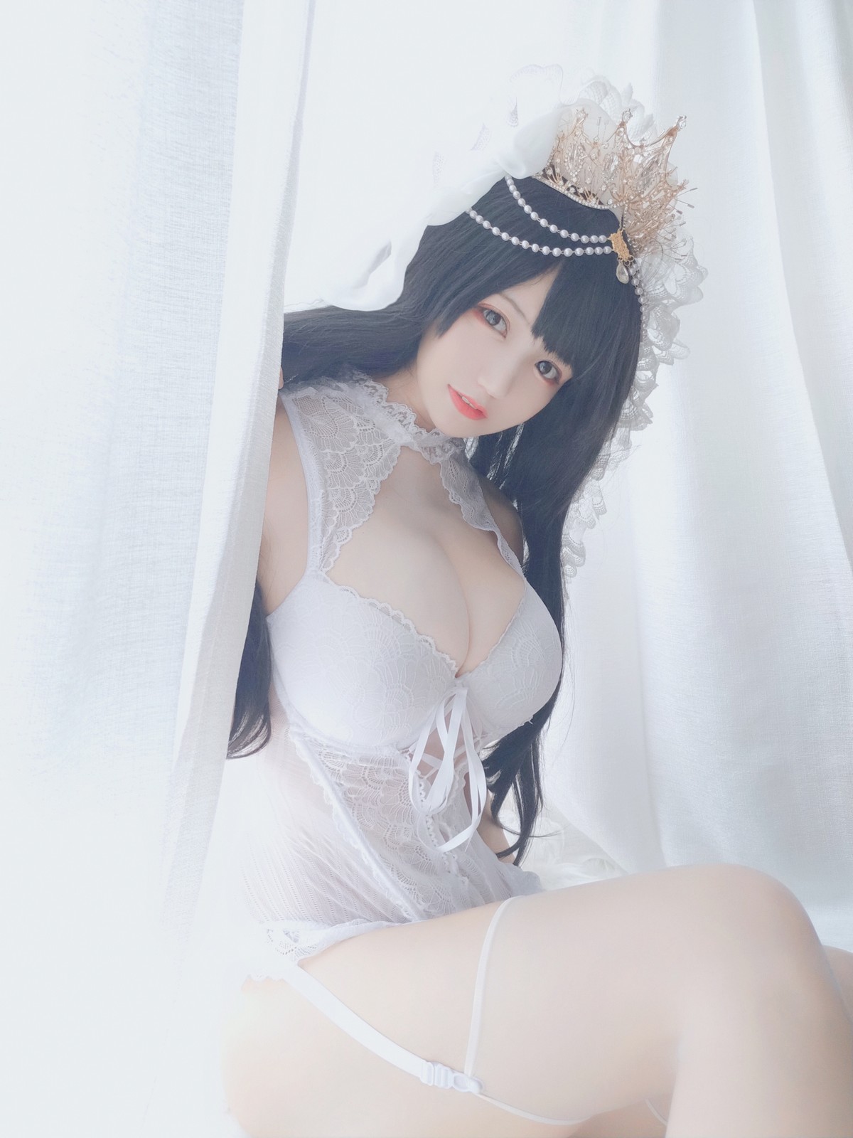 Xgyw.Net_动漫博主小仓千代w可爱花嫁主题性感白色蕾丝内衣配白丝吊袜秀傲人豪乳诱惑写真32P