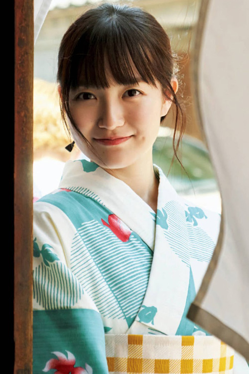 Himeka Nakamoto 中元日芽香, Shukan Bunshun 2021.07.08 (週刊文春 2021年7月8日号)